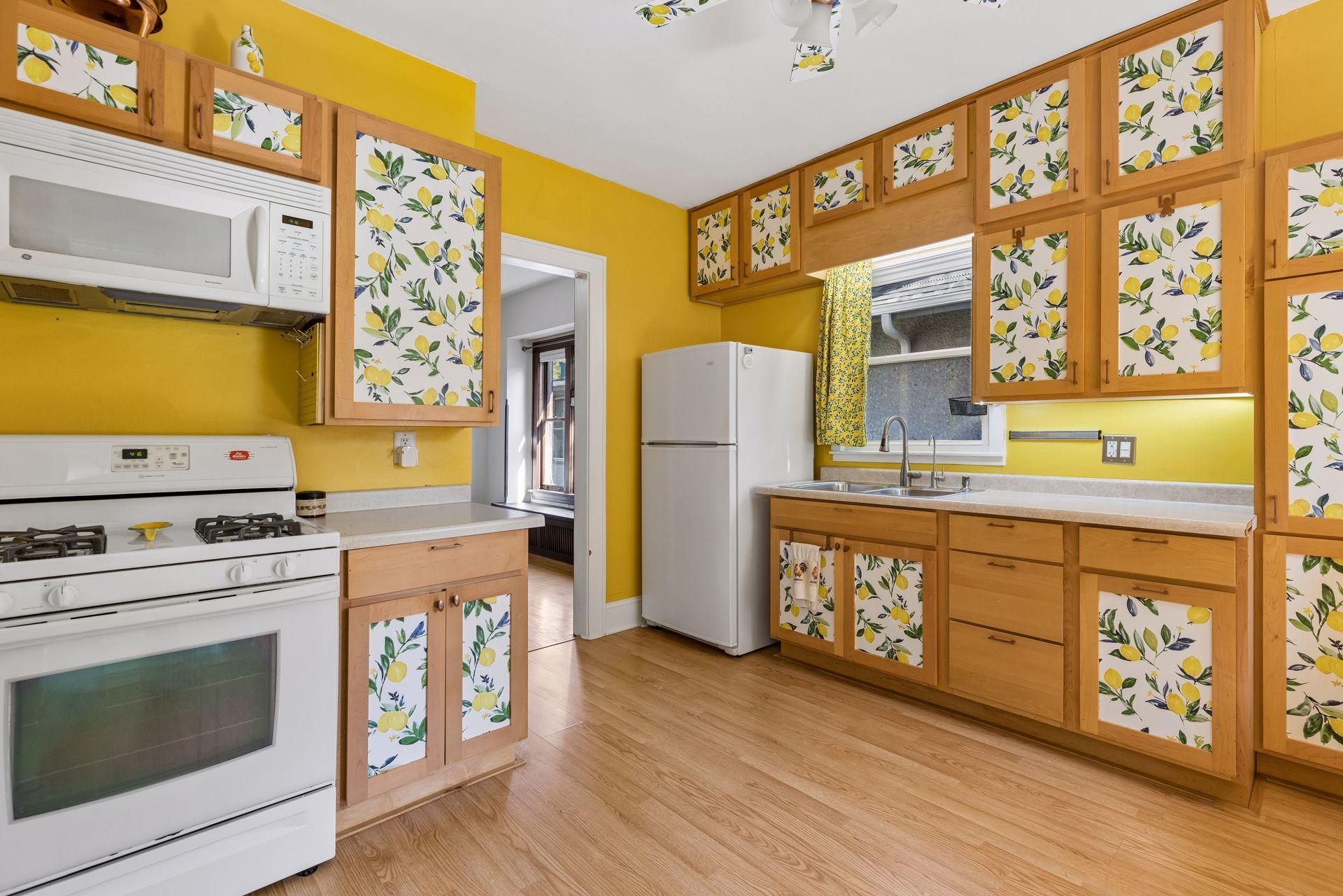 View of Residential at 4027 Penn Avenue, Minneapolis MN 55412, Minneapolis (13 of 43) - Mike Wilen | Minnesota Team Real Estate
