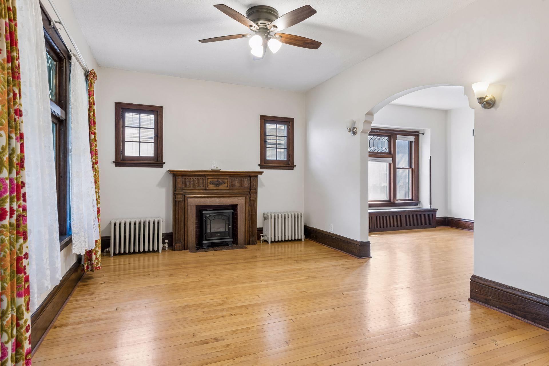 View of Residential at 4027 Penn Avenue, Minneapolis MN 55412, Minneapolis (5 of 43) - Mike Wilen | Minnesota Team Real Estate