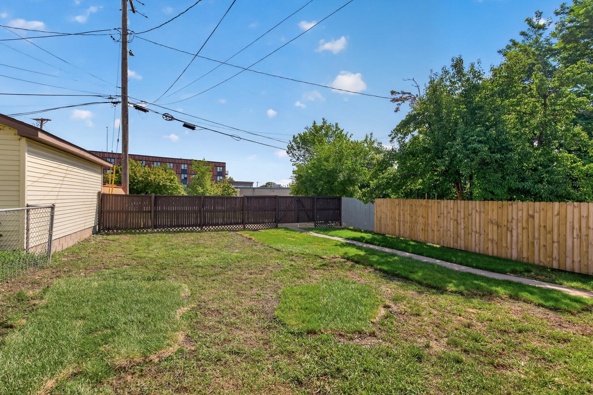 View of Residential at 2346 Ferrant Place, Minneapolis MN 55411, Minneapolis (41 of 41) - Mike Wilen | Minnesota Team Real Estate