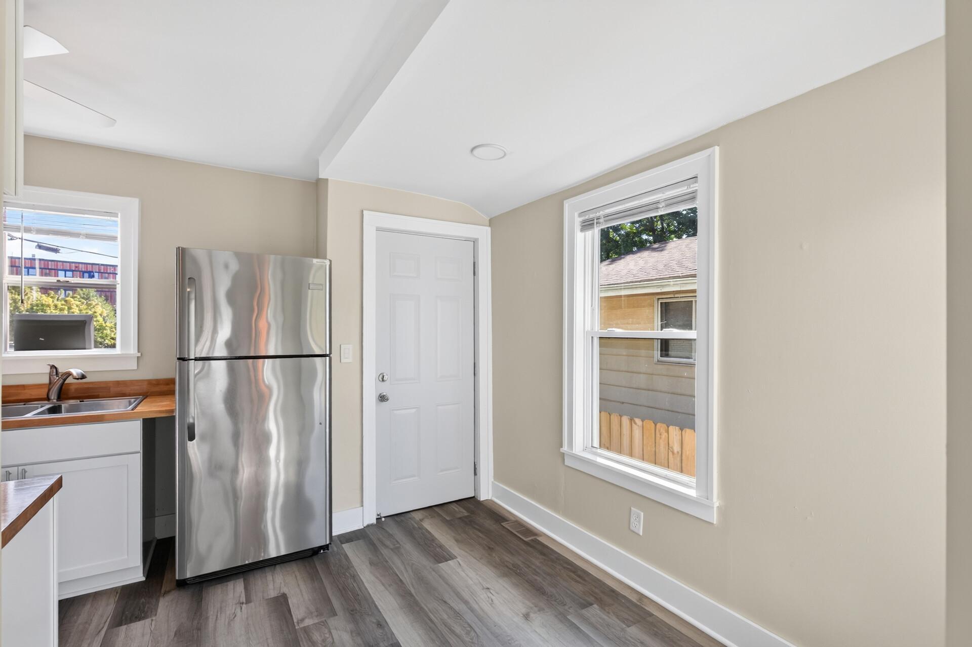 View of Residential at 2346 Ferrant Place, Minneapolis MN 55411, Minneapolis (13 of 41) - Mike Wilen | Minnesota Team Real Estate