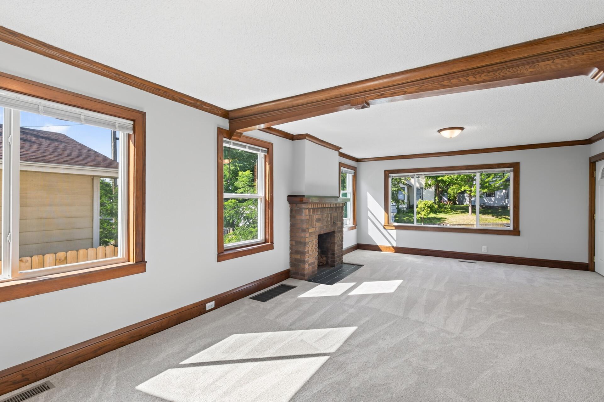 View of Residential at 2346 Ferrant Place, Minneapolis MN 55411, Minneapolis (12 of 41) - Mike Wilen | Minnesota Team Real Estate