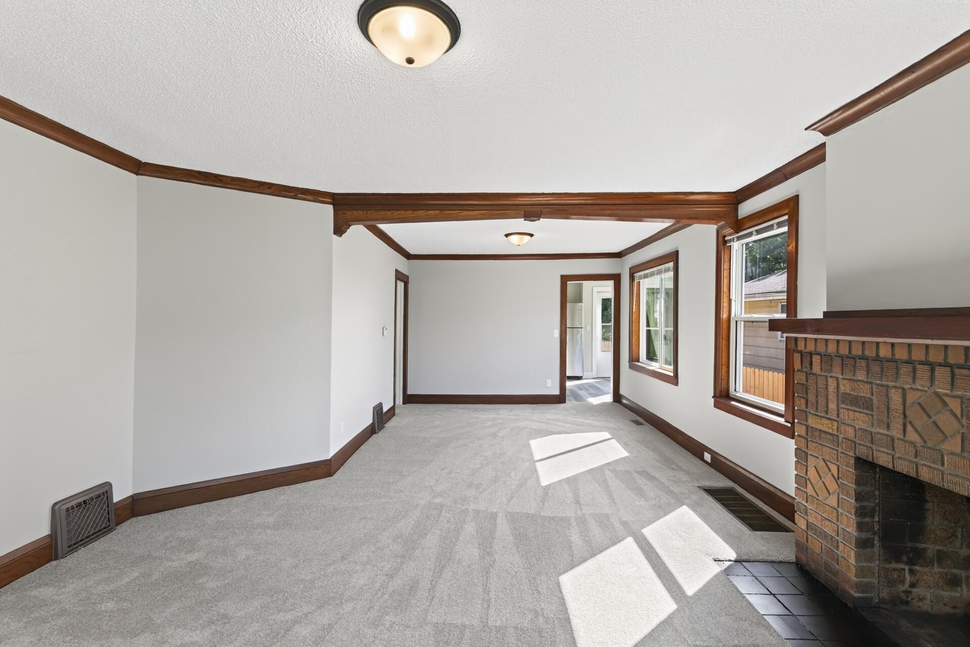 View of Residential at 2346 Ferrant Place, Minneapolis MN 55411, Minneapolis (6 of 41) - Mike Wilen | Minnesota Team Real Estate