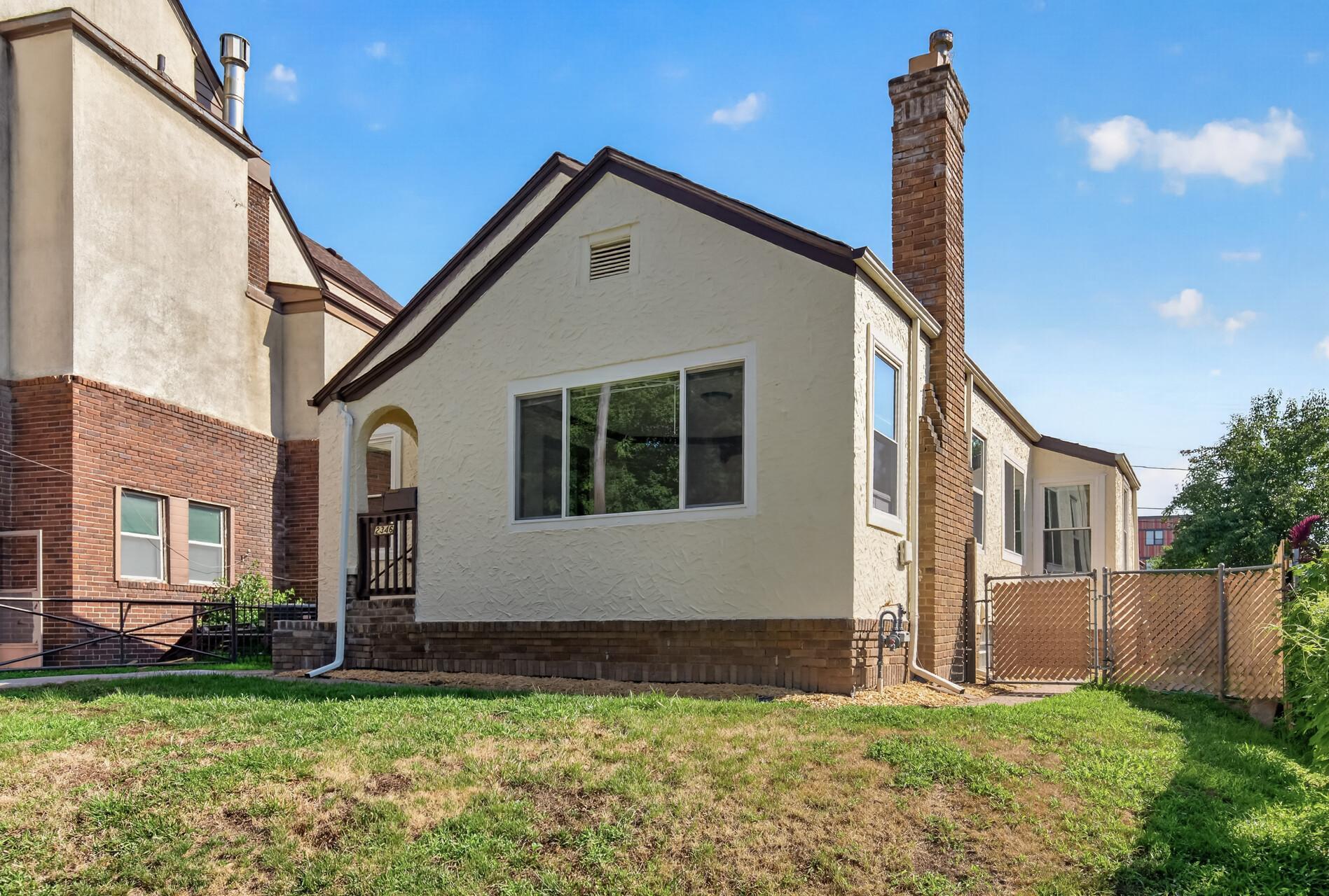 View of Residential at 2346 Ferrant Place, Minneapolis MN 55411, Minneapolis (3 of 41) - Mike Wilen | Minnesota Team Real Estate