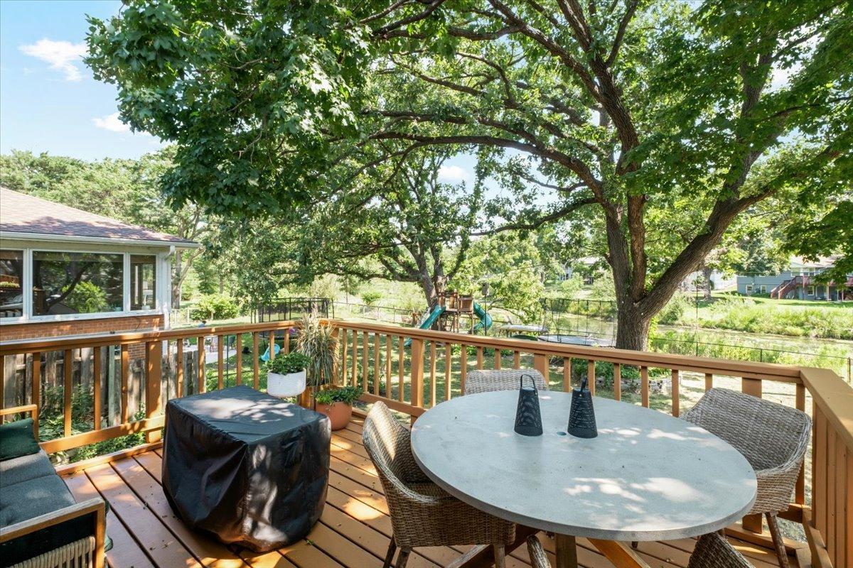 View of Residential at 3341 Decatur Lane, Saint Louis Park MN 55426, Saint Louis Park (29 of 33) - Mike Wilen | Minnesota Team Real Estate