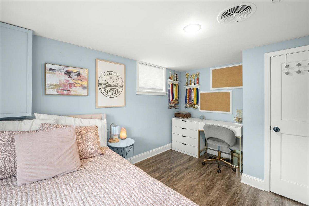 View of Residential at 3341 Decatur Lane, Saint Louis Park MN 55426, Saint Louis Park (21 of 33) - Mike Wilen | Minnesota Team Real Estate