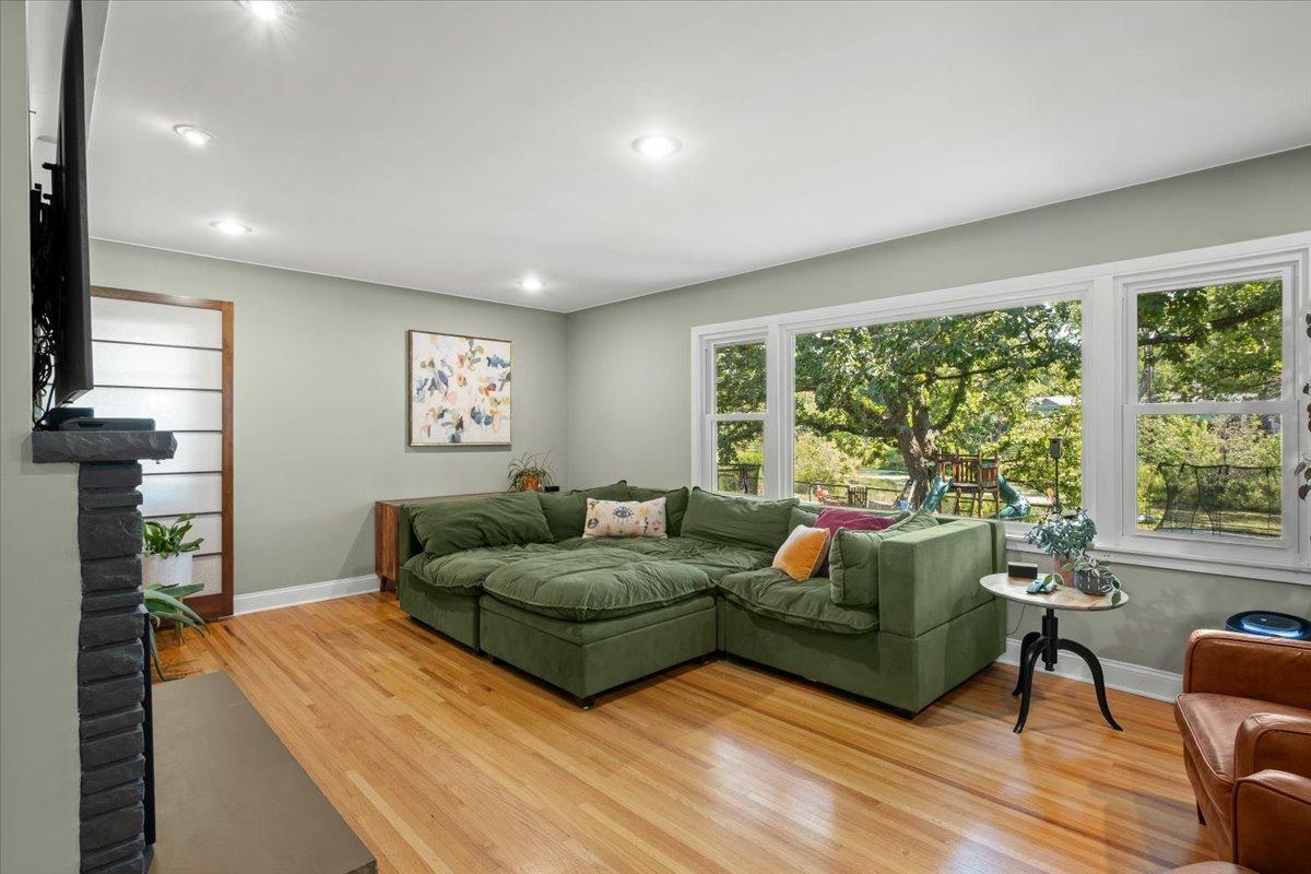 View of Residential at 3341 Decatur Lane, Saint Louis Park MN 55426, Saint Louis Park (13 of 33) - Mike Wilen | Minnesota Team Real Estate