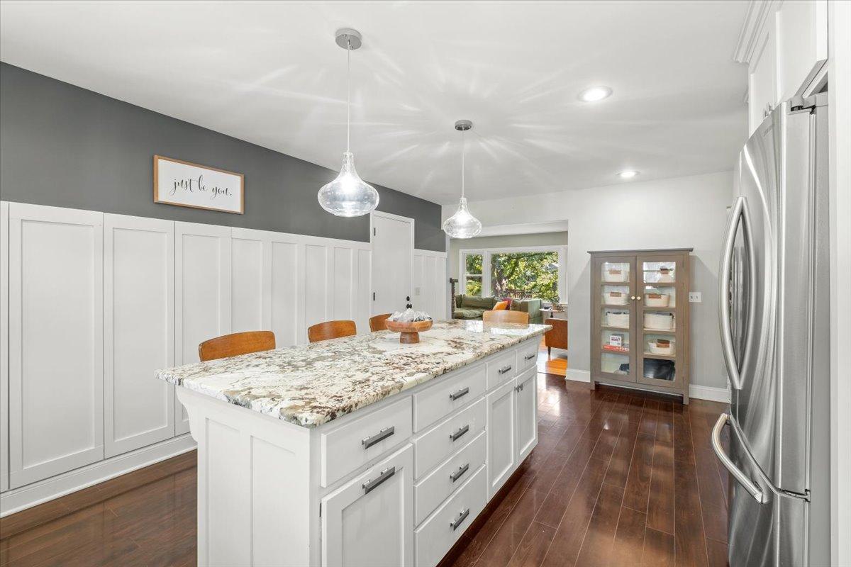 View of Residential at 3341 Decatur Lane, Saint Louis Park MN 55426, Saint Louis Park (7 of 33) - Mike Wilen | Minnesota Team Real Estate