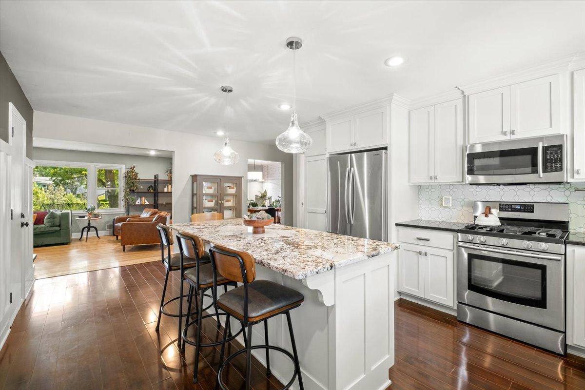 View of Residential at 3341 Decatur Lane, Saint Louis Park MN 55426, Saint Louis Park (4 of 33) - Mike Wilen | Minnesota Team Real Estate