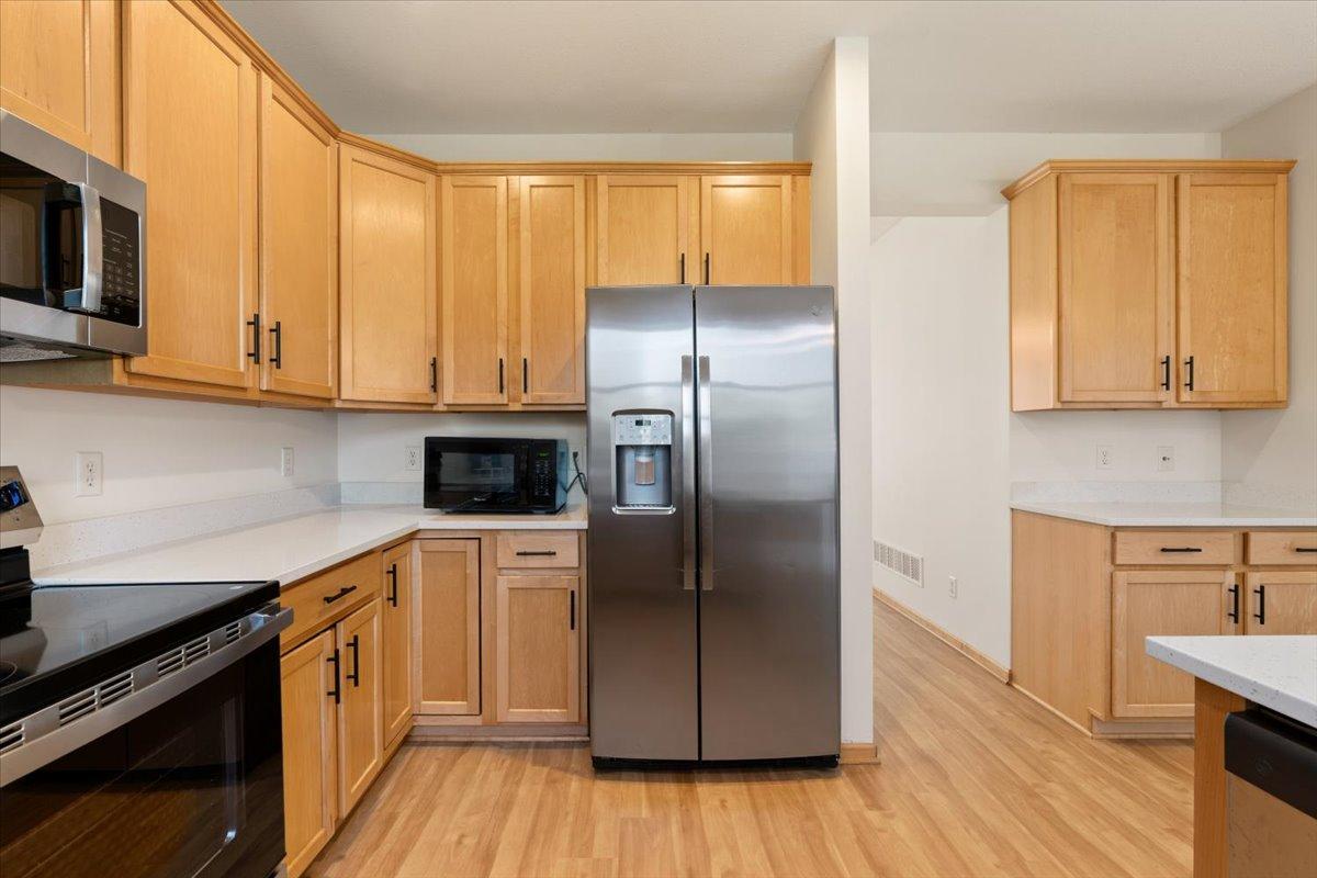 View of Residential at 211 Pine Hollow Drive, Circle Pines MN 55014, Circle Pines (16 of 43) - Mike Wilen | Minnesota Team Real Estate