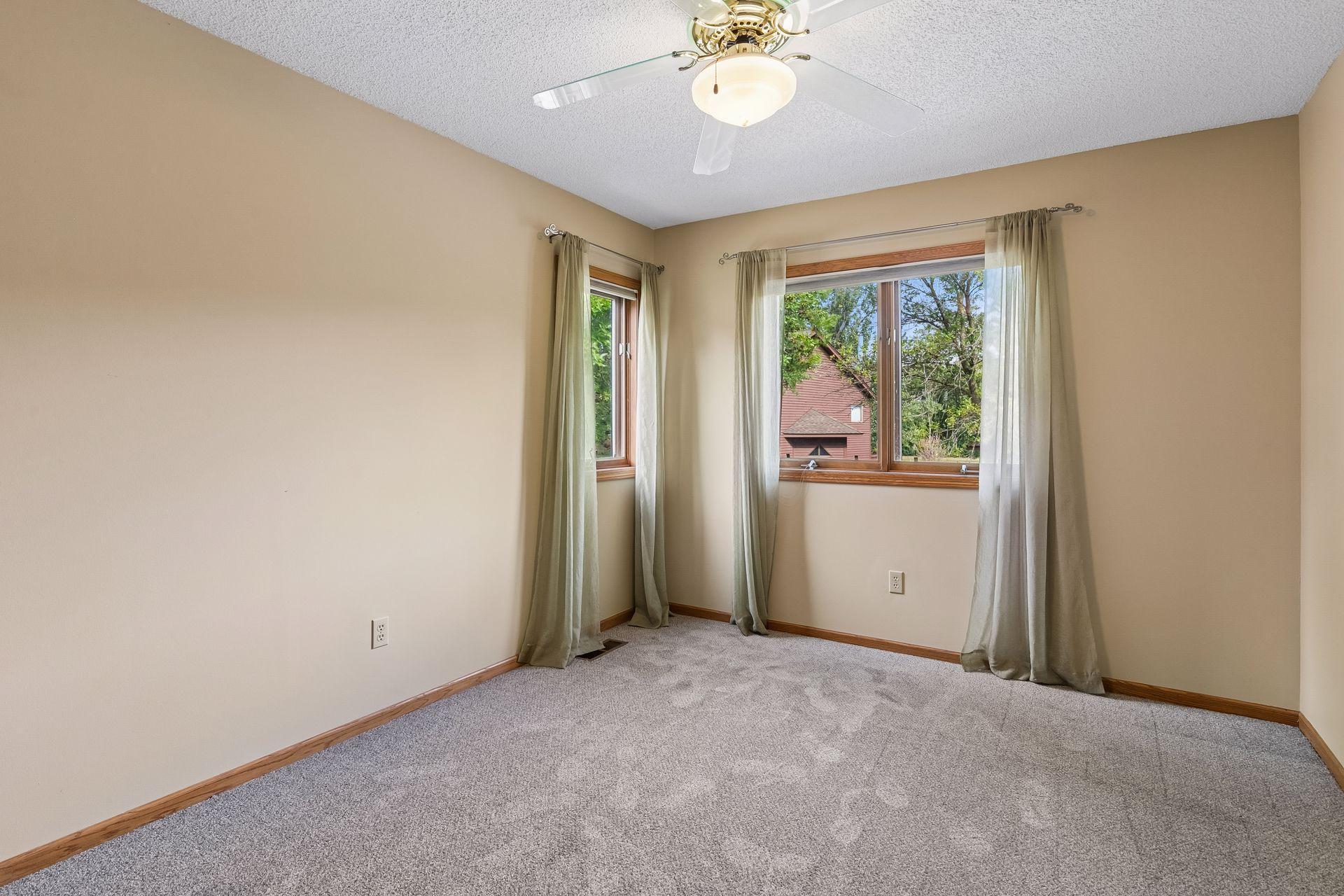 View of Residential at 12526 Parkwood Drive, Burnsville MN 55337, Burnsville (21 of 34) - Mike Wilen | Minnesota Team Real Estate