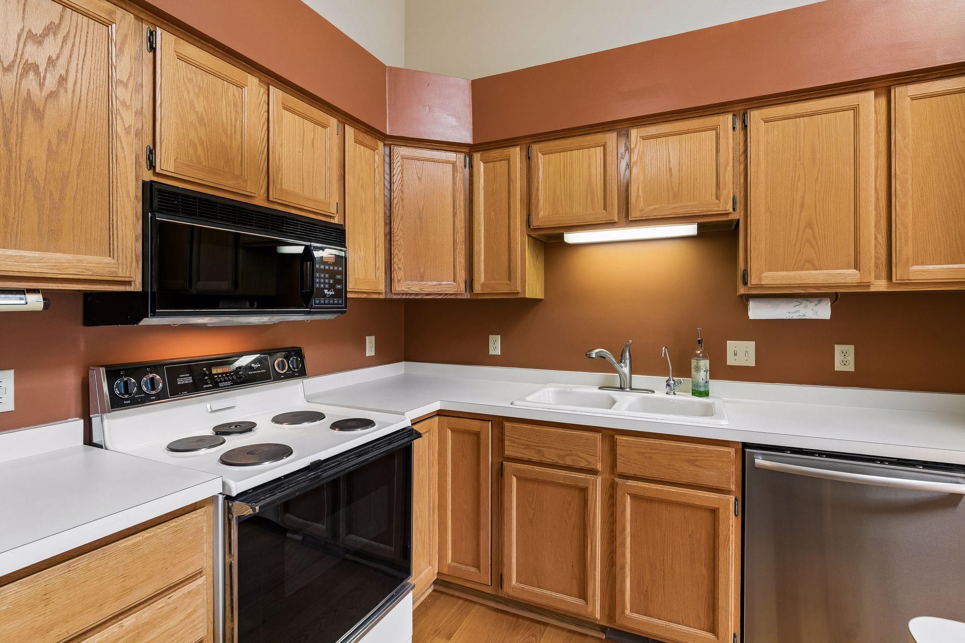 View of Residential at 12526 Parkwood Drive, Burnsville MN 55337, Burnsville (14 of 34) - Mike Wilen | Minnesota Team Real Estate