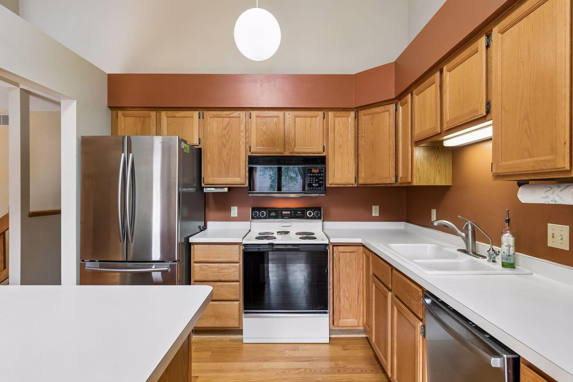 View of Residential at 12526 Parkwood Drive, Burnsville MN 55337, Burnsville (12 of 34) - Mike Wilen | Minnesota Team Real Estate