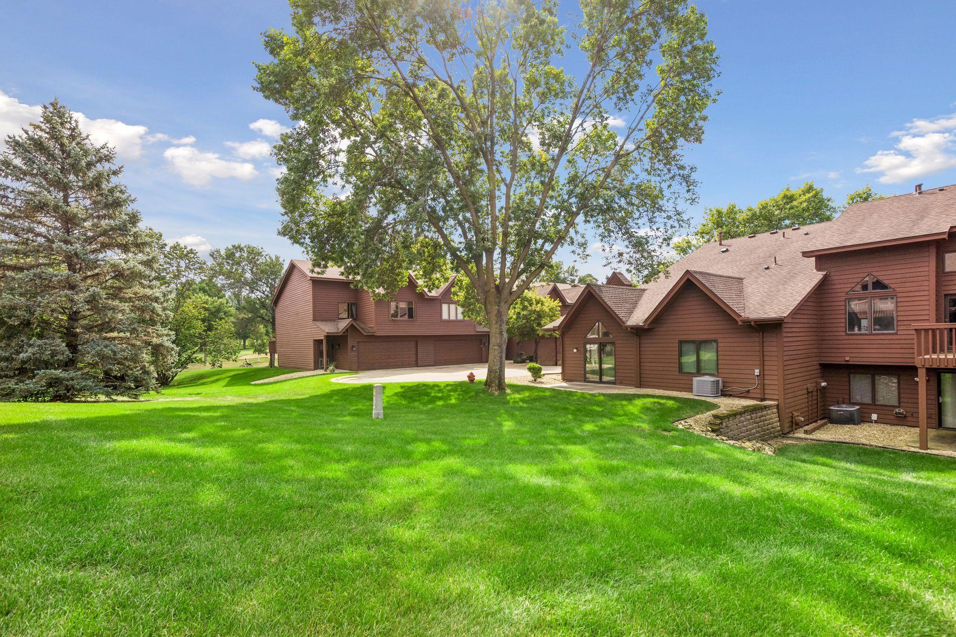 View of Residential at 12526 Parkwood Drive, Burnsville MN 55337, Burnsville (30 of 34) - Mike Wilen | Minnesota Team Real Estate