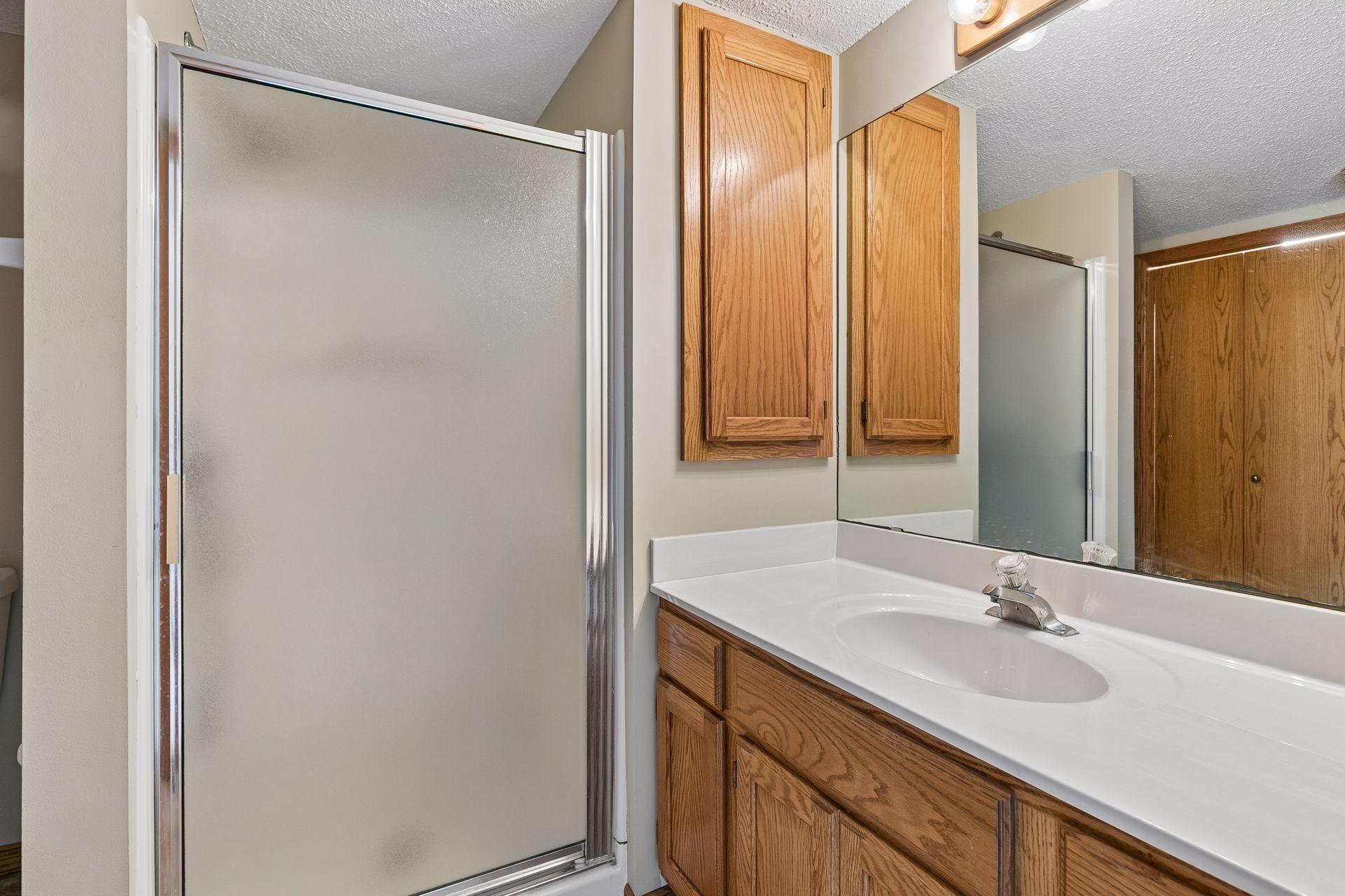 View of Residential at 12526 Parkwood Drive, Burnsville MN 55337, Burnsville (28 of 34) - Mike Wilen | Minnesota Team Real Estate