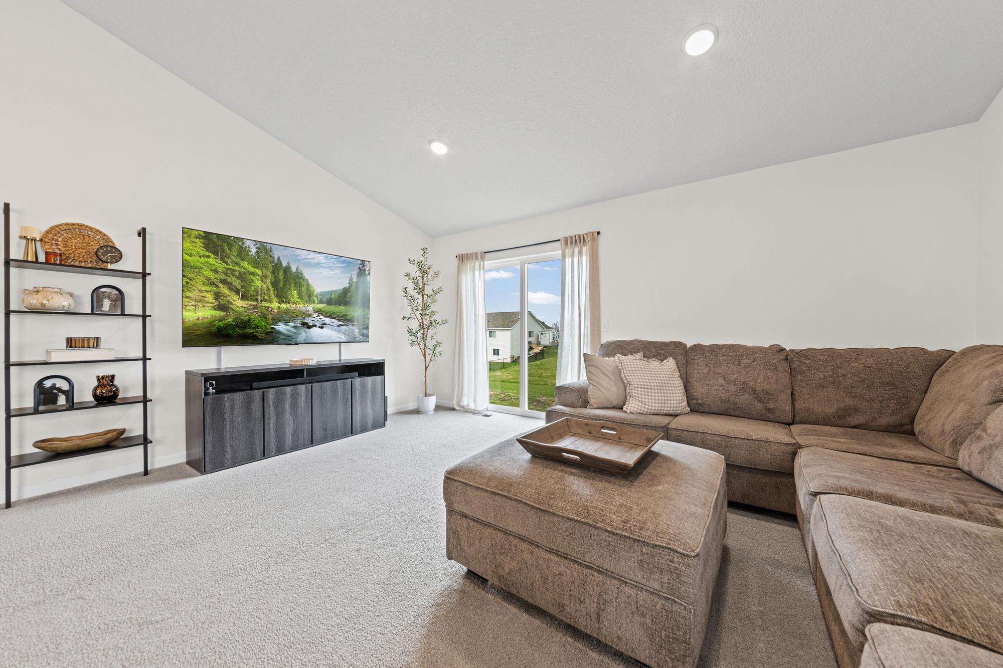 View of Residential at 909 Emily Court, Montgomery MN 56069, Montgomery (18 of 50) - Mike Wilen | Minnesota Team Real Estate
