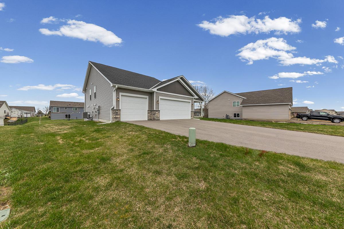 View of Residential at 909 Emily Court, Montgomery MN 56069, Montgomery (41 of 50) - Mike Wilen | Minnesota Team Real Estate