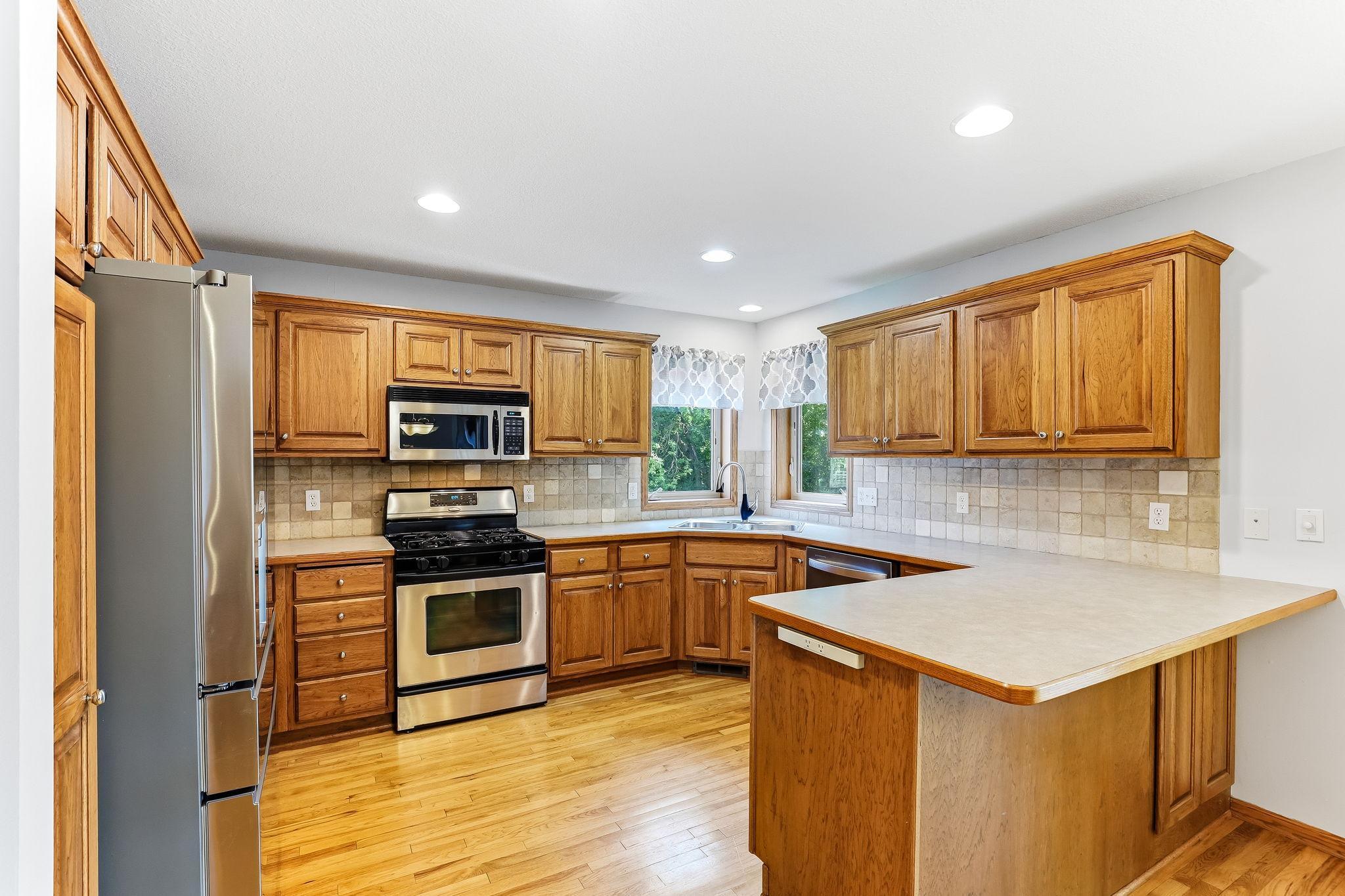 View of Residential at 9918 Kiwi Avenue, Brooklyn Park MN 55443, Brooklyn Park (10 of 58) - Mike Wilen | Minnesota Team Real Estate