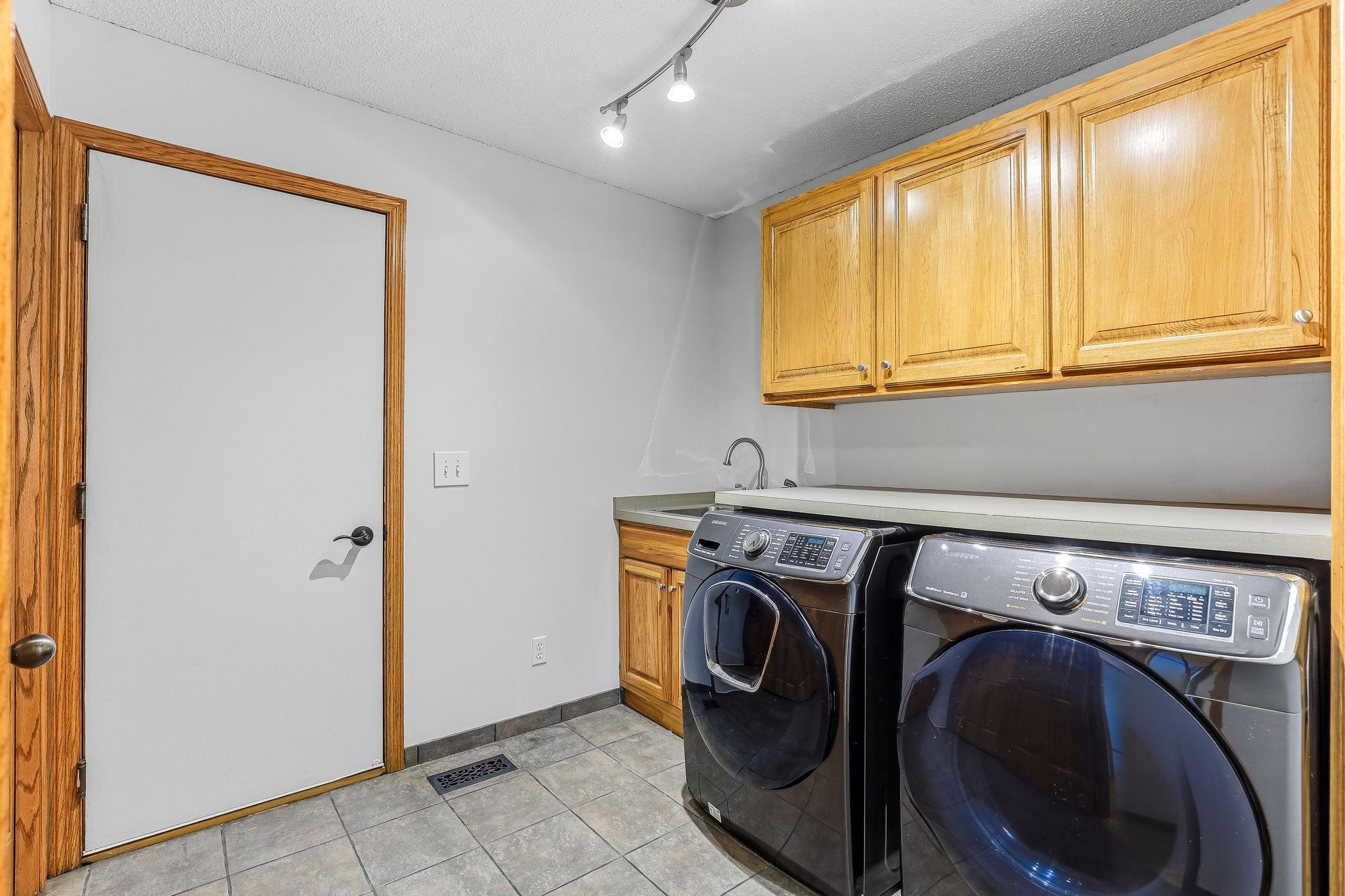 View of Residential at 9918 Kiwi Avenue, Brooklyn Park MN 55443, Brooklyn Park (20 of 58) - Mike Wilen | Minnesota Team Real Estate