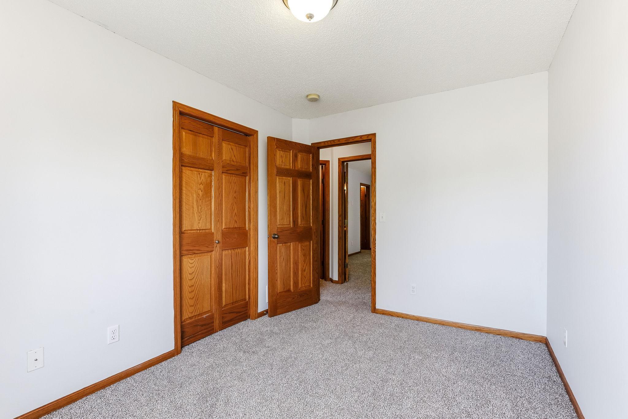 View of Residential at 9918 Kiwi Avenue, Brooklyn Park MN 55443, Brooklyn Park (22 of 58) - Mike Wilen | Minnesota Team Real Estate
