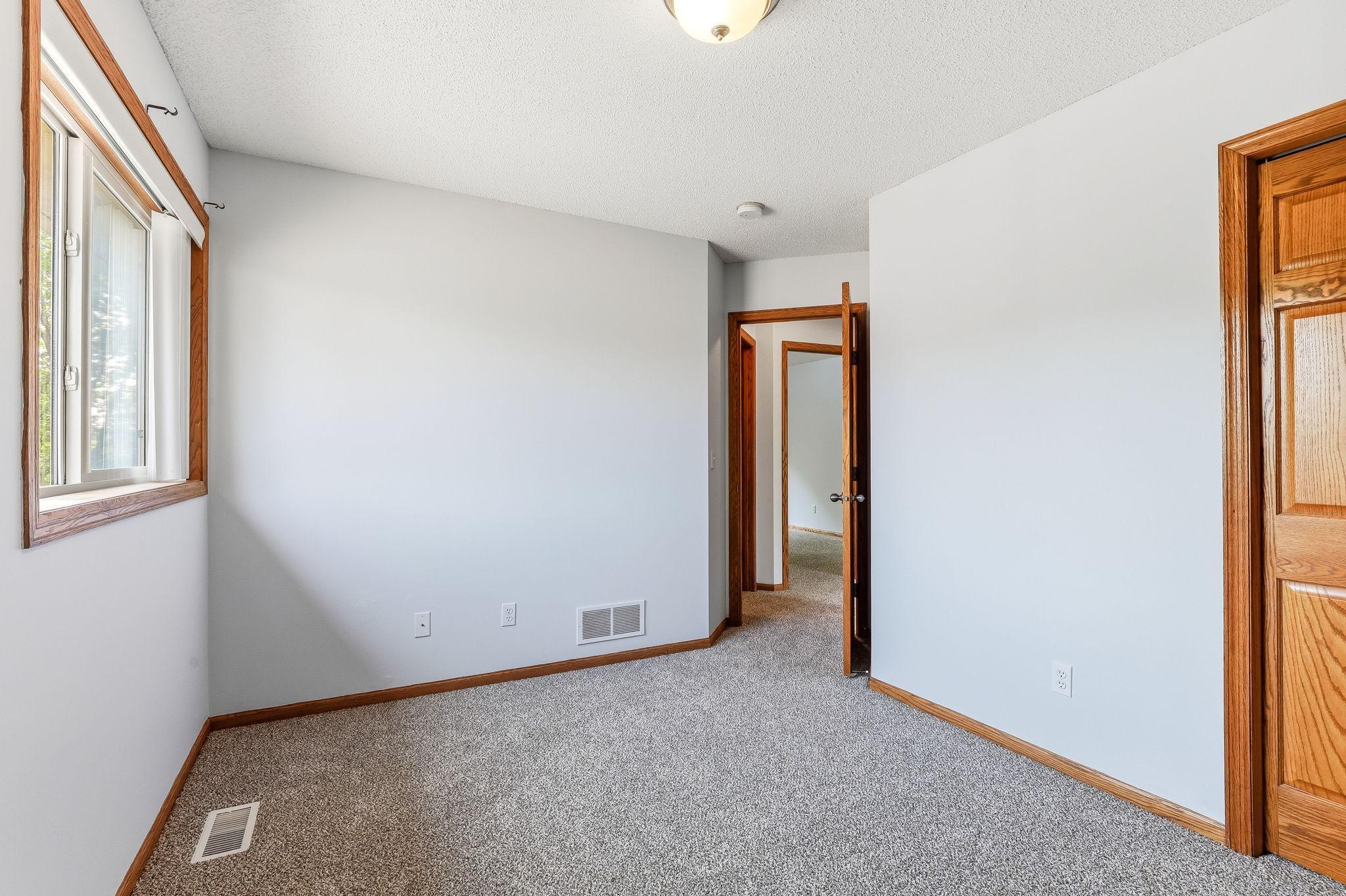 View of Residential at 9918 Kiwi Avenue, Brooklyn Park MN 55443, Brooklyn Park (24 of 58) - Mike Wilen | Minnesota Team Real Estate