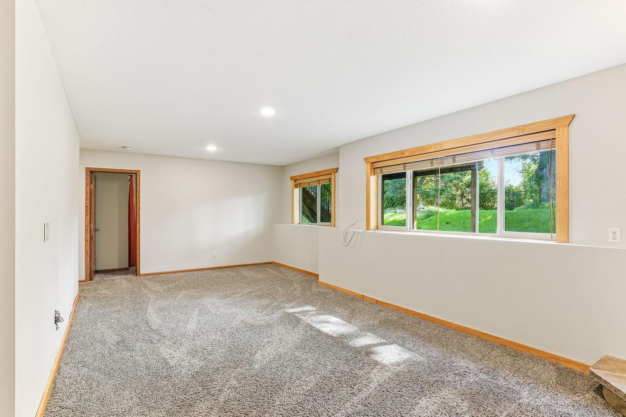 View of Residential at 9918 Kiwi Avenue, Brooklyn Park MN 55443, Brooklyn Park (36 of 58) - Mike Wilen | Minnesota Team Real Estate