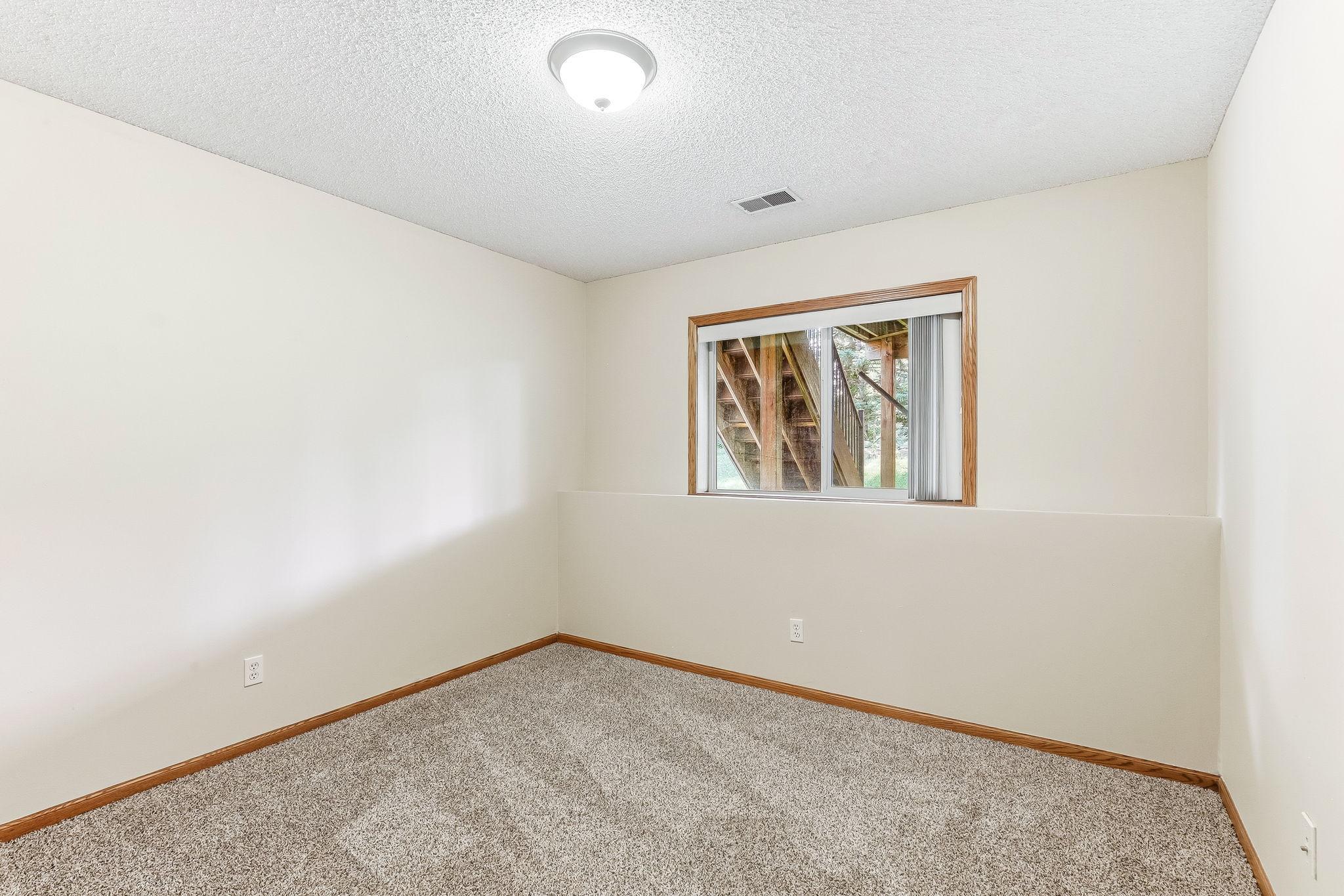 View of Residential at 9918 Kiwi Avenue, Brooklyn Park MN 55443, Brooklyn Park (38 of 58) - Mike Wilen | Minnesota Team Real Estate