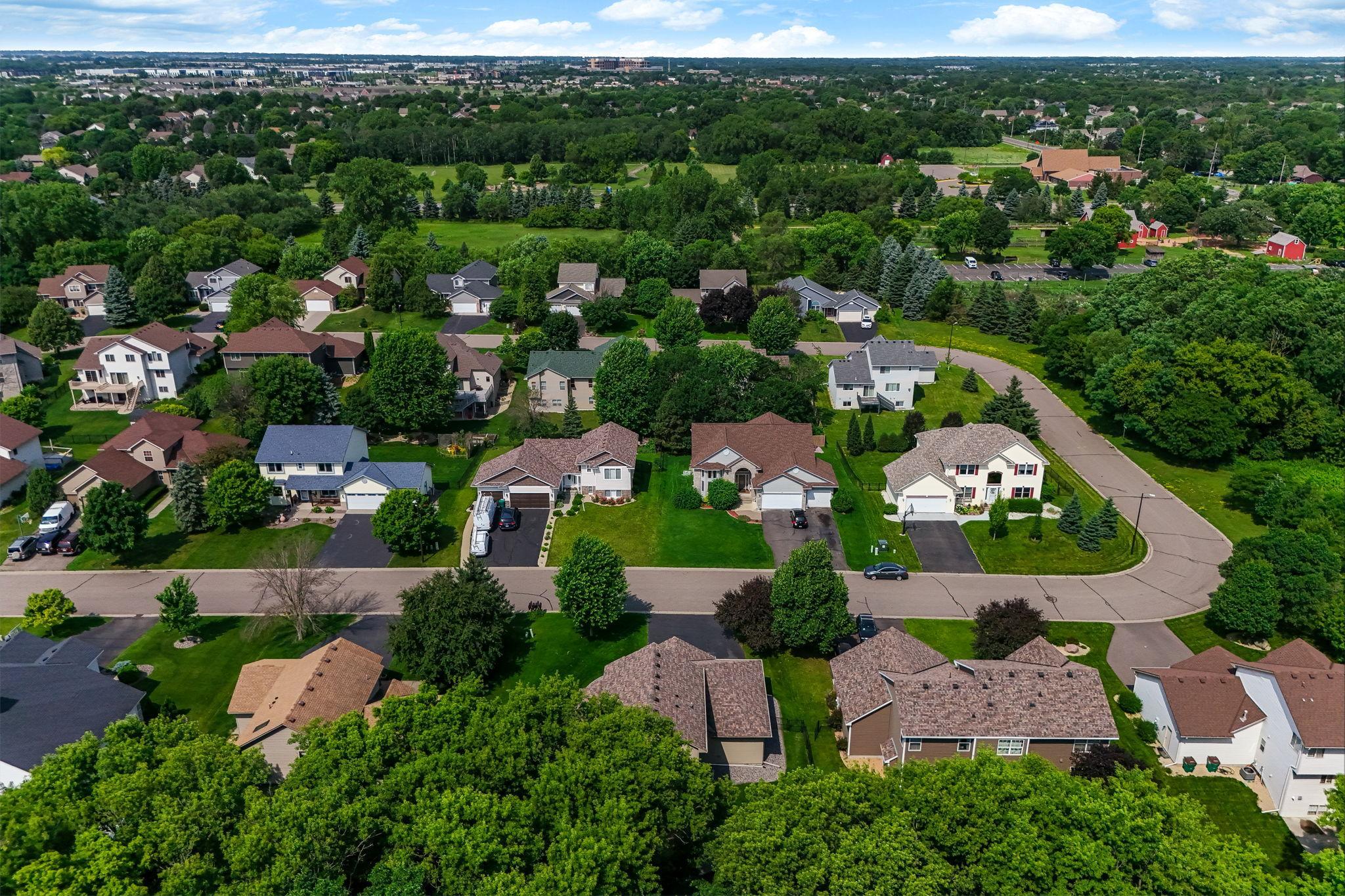 View of Residential at 9918 Kiwi Avenue, Brooklyn Park MN 55443, Brooklyn Park (56 of 58) - Mike Wilen | Minnesota Team Real Estate