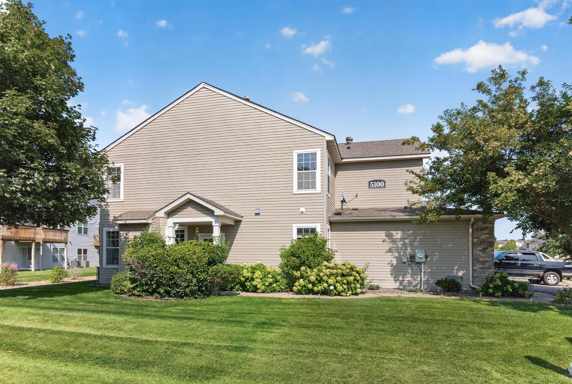 View of Residential at 5100 Holly Lane #1801, Plymouth MN 55446, Plymouth (25 of 28) - Mike Wilen | Minnesota Team Real Estate