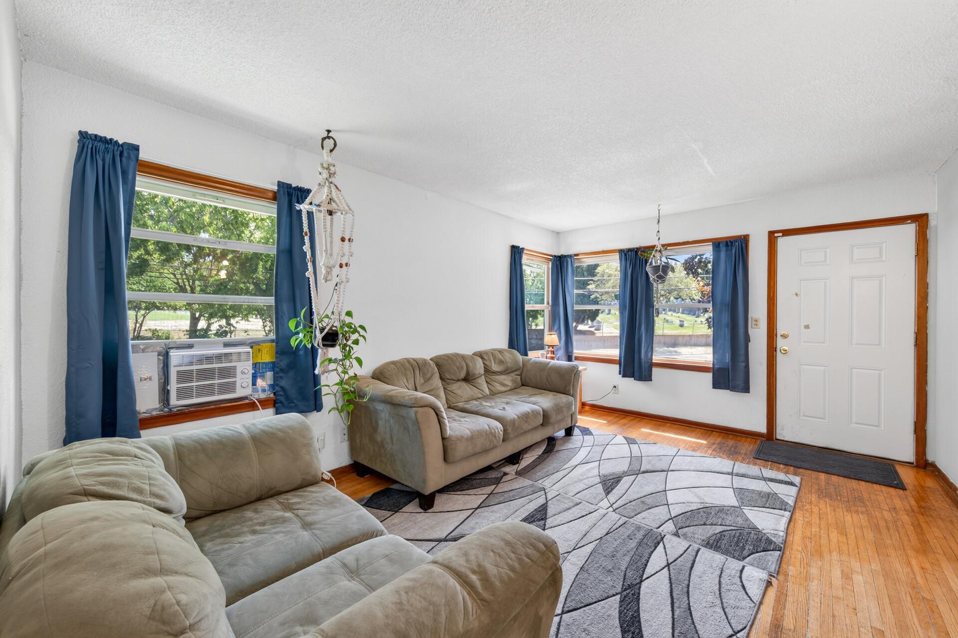 View of Residential at 725 California Avenue, Saint Paul MN 55106, Saint Paul (2 of 16) - Mike Wilen | Minnesota Team Real Estate