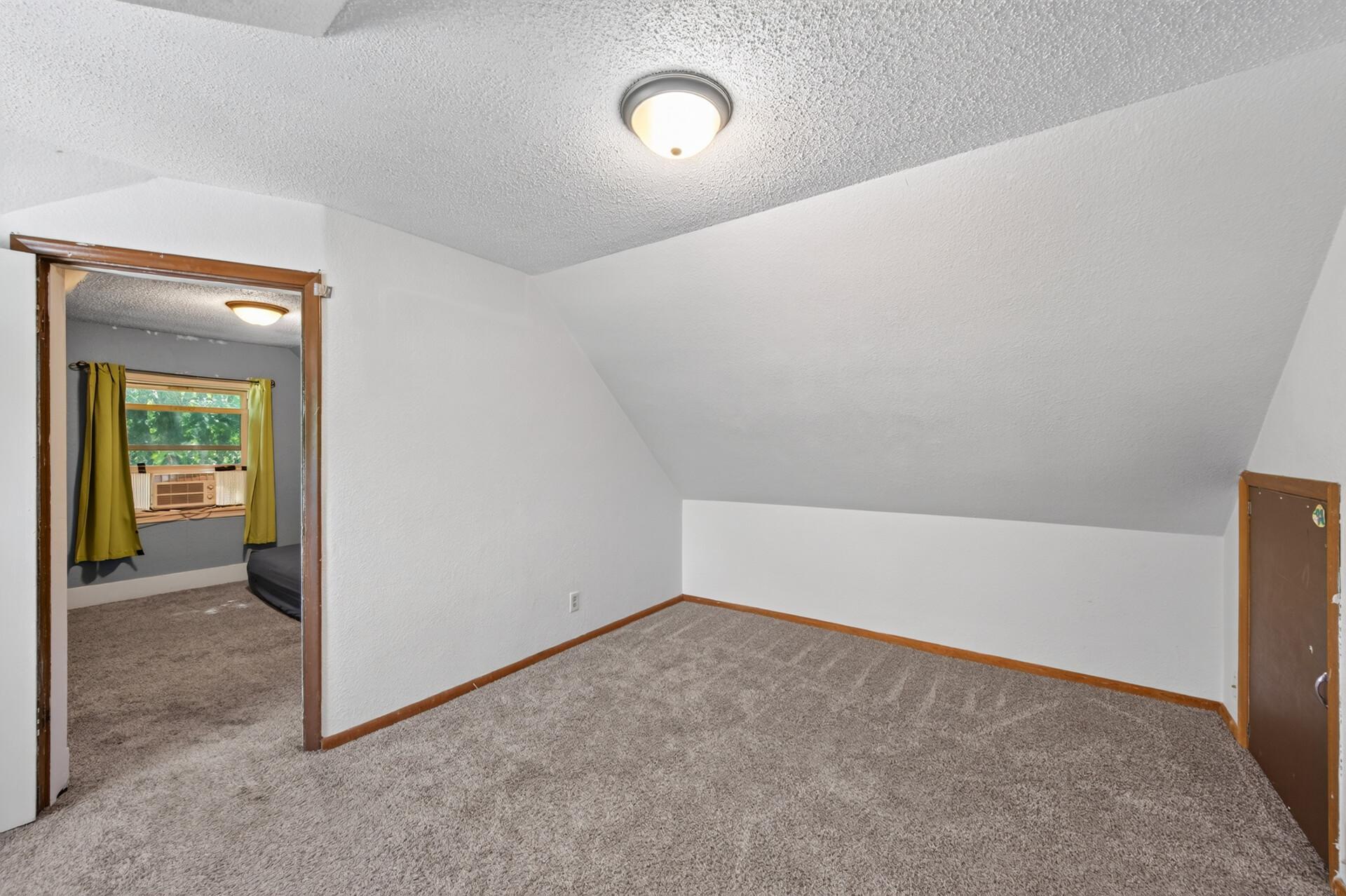 View of Residential at 725 California Avenue, Saint Paul MN 55106, Saint Paul (13 of 16) - Mike Wilen | Minnesota Team Real Estate