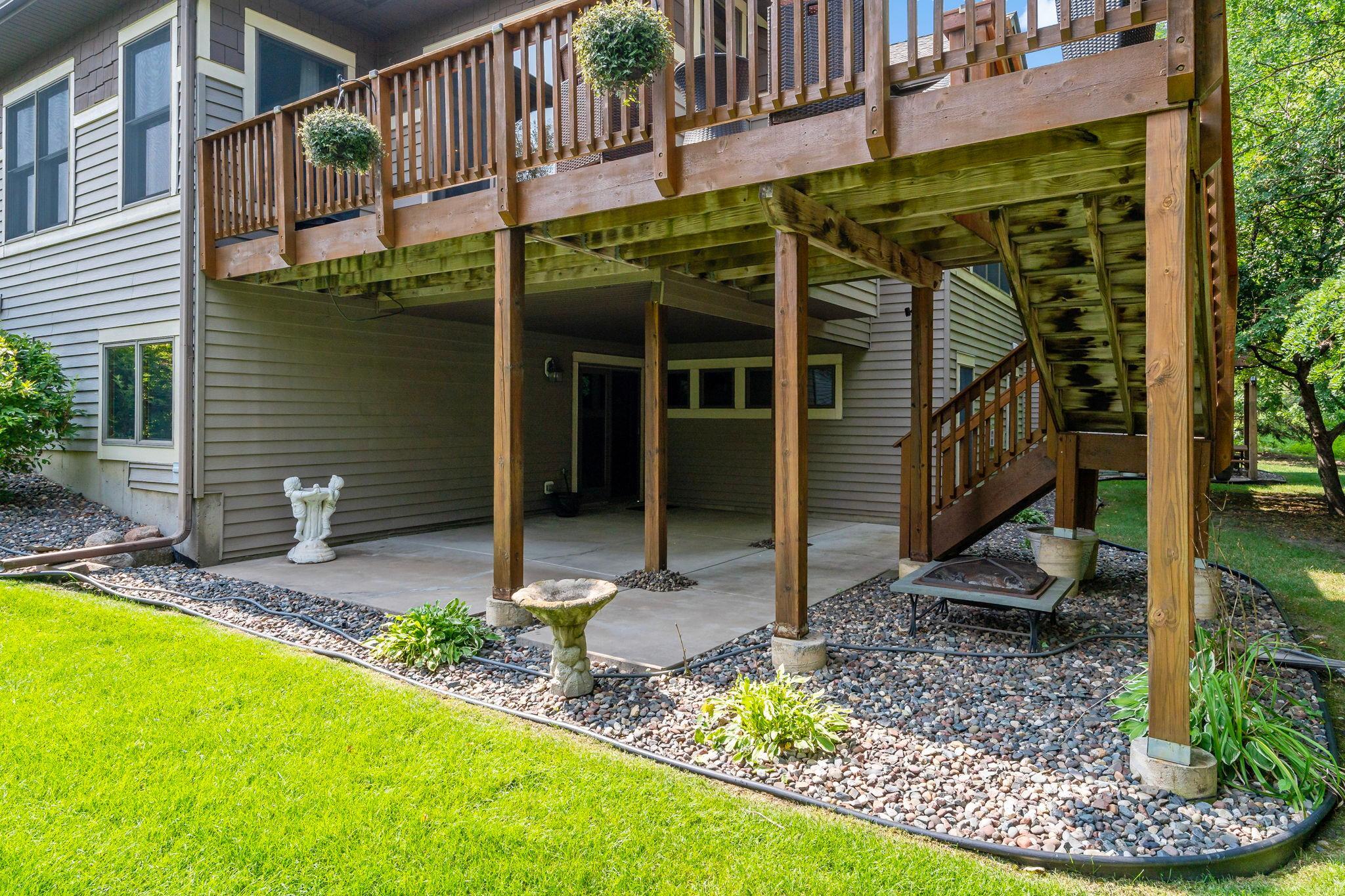 View of Residential at 1371 Holly Avenue, Oakdale MN 55128, Oakdale (40 of 42) - Mike Wilen | Minnesota Team Real Estate