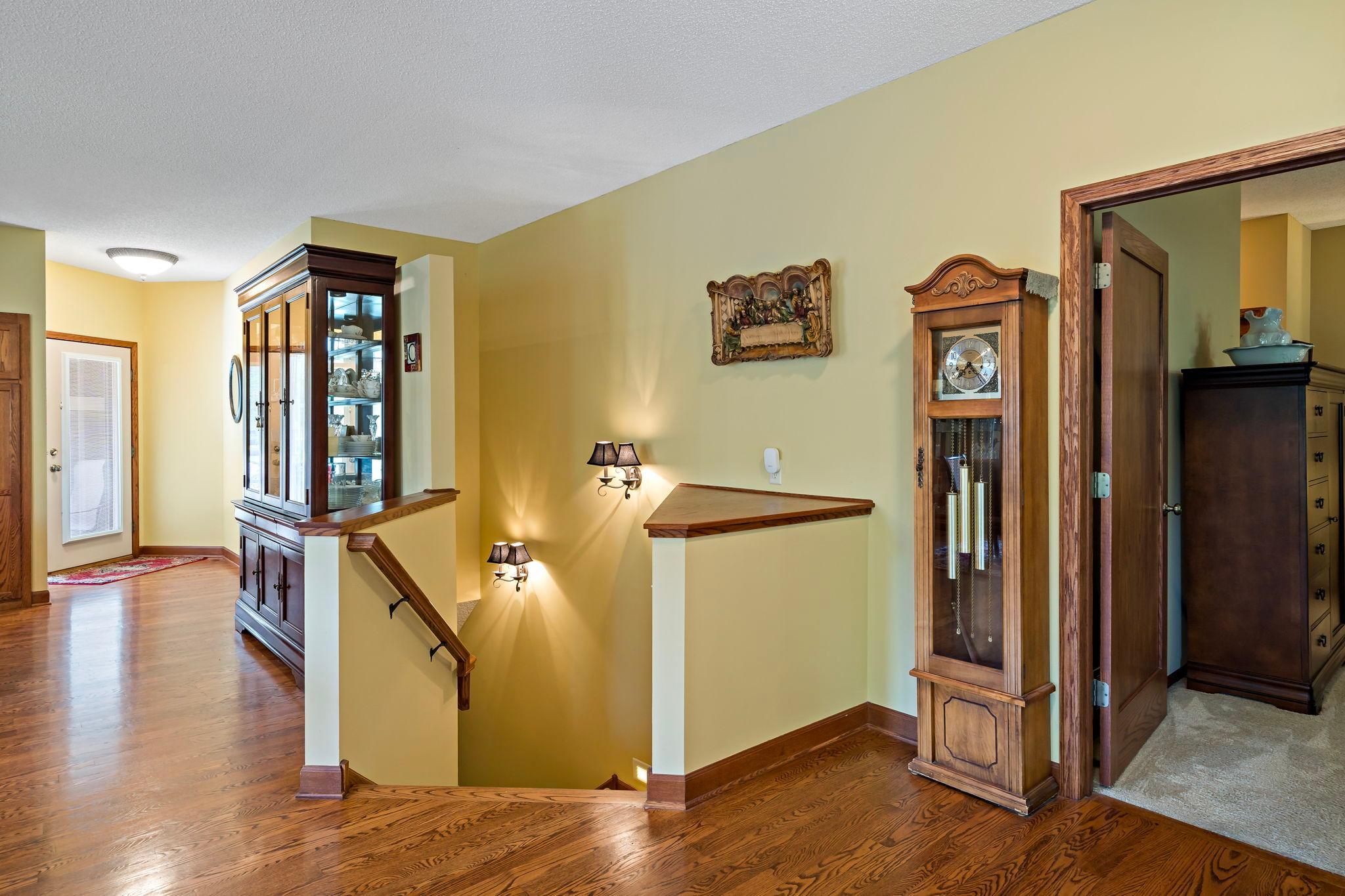 View of Residential at 1371 Holly Avenue, Oakdale MN 55128, Oakdale (23 of 42) - Mike Wilen | Minnesota Team Real Estate