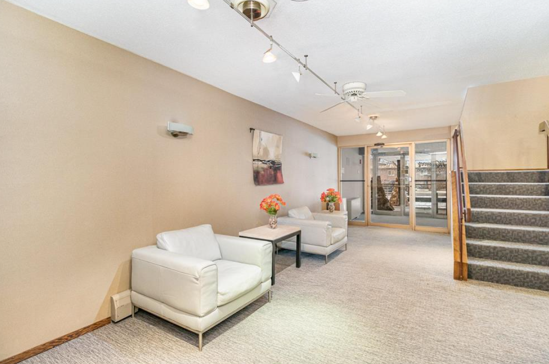 View of Residential at 3200 Virginia Avenue #104, Saint Louis Park MN 55426, Saint Louis Park (23 of 32) - Mike Wilen | Minnesota Team Real Estate