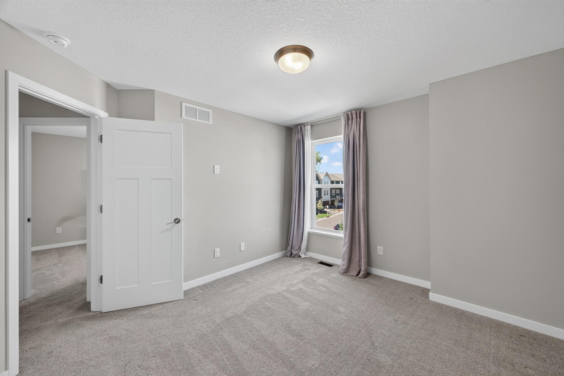 View of Residential at 1546 Timberwood Lane, West Saint Paul MN 55118, West Saint Paul (36 of 61) - Mike Wilen | Minnesota Team Real Estate