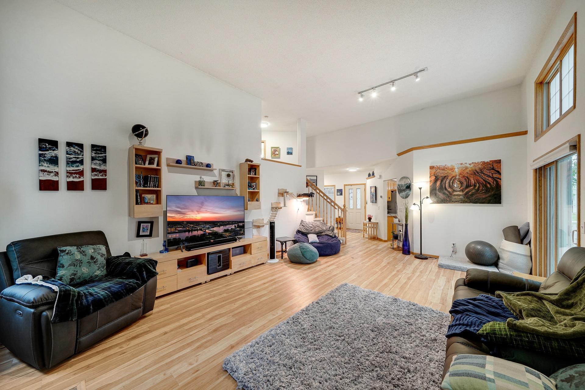 View of Residential at 8544 Sycamore Lane, Maple Grove MN 55369, Maple Grove (10 of 46) - Mike Wilen | Minnesota Team Real Estate