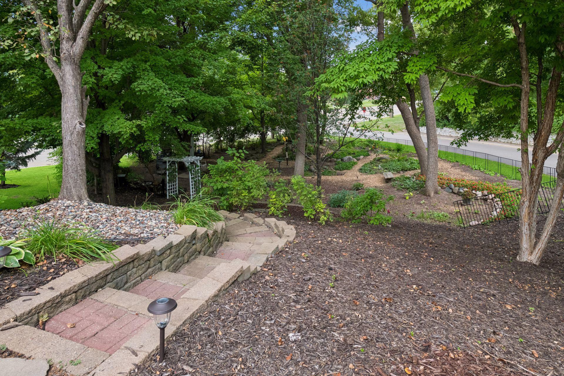 View of Residential at 4908 Malibu Drive, Edina MN 55436, Edina (39 of 41) - Mike Wilen | Minnesota Team Real Estate