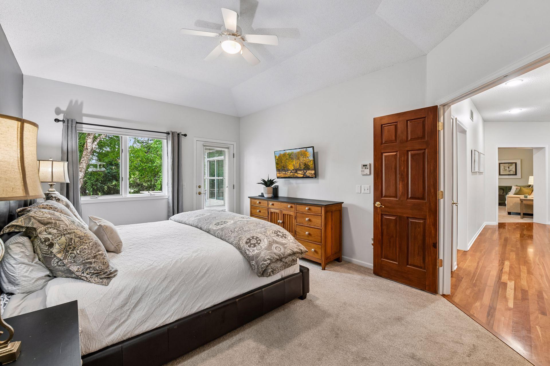 View of Residential at 4908 Malibu Drive, Edina MN 55436, Edina (20 of 41) - Mike Wilen | Minnesota Team Real Estate