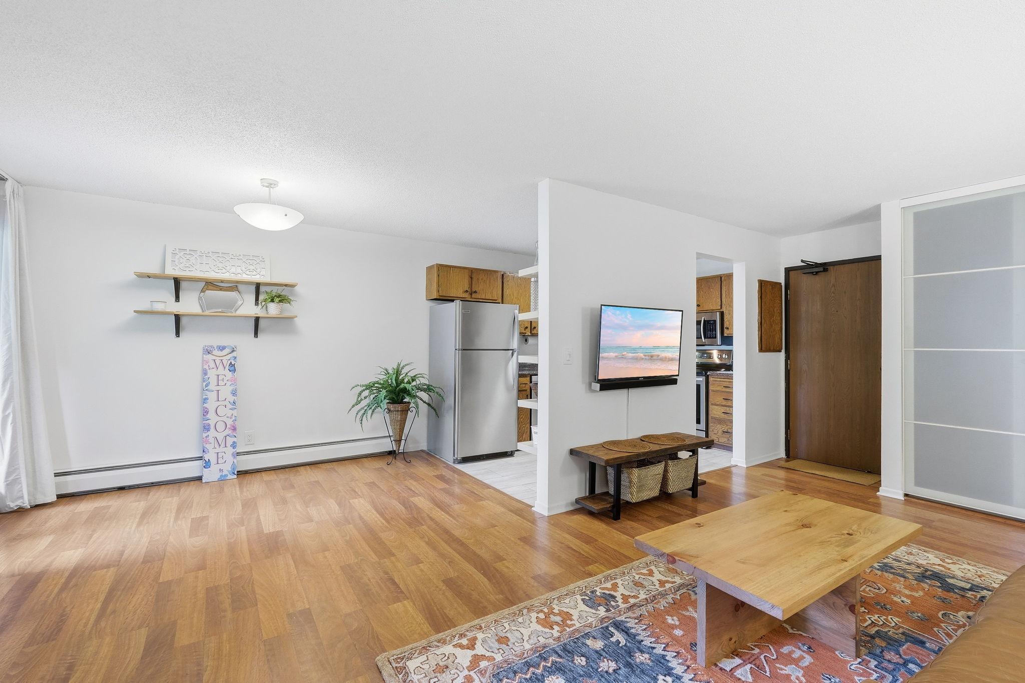 View of Residential at 7601 101st Street #114, Bloomington MN 55438, Bloomington (5 of 28) - Mike Wilen | Minnesota Team Real Estate