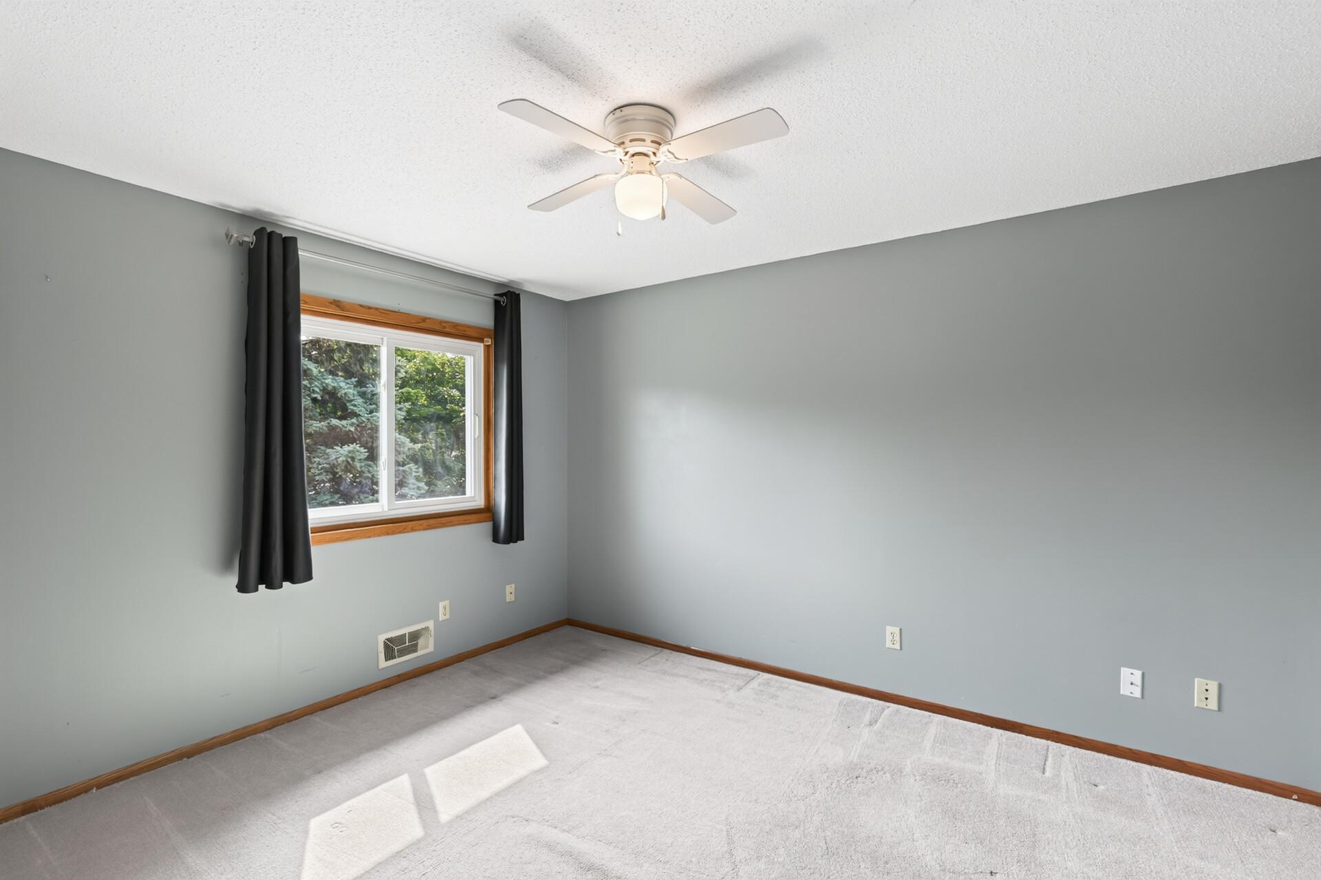 View of Residential at 9844 Butternut Street, Coon Rapids MN 55448, Coon Rapids (23 of 42) - Mike Wilen | Minnesota Team Real Estate