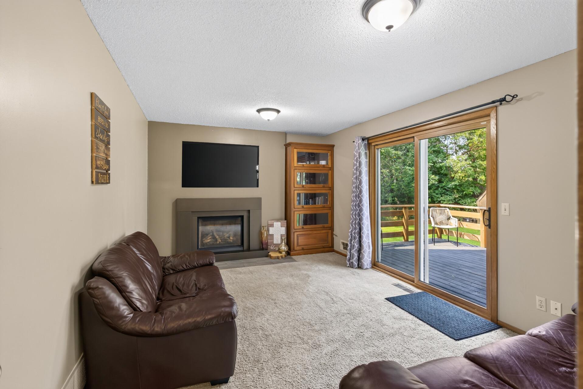 View of Residential at 9844 Butternut Street, Coon Rapids MN 55448, Coon Rapids (8 of 42) - Mike Wilen | Minnesota Team Real Estate
