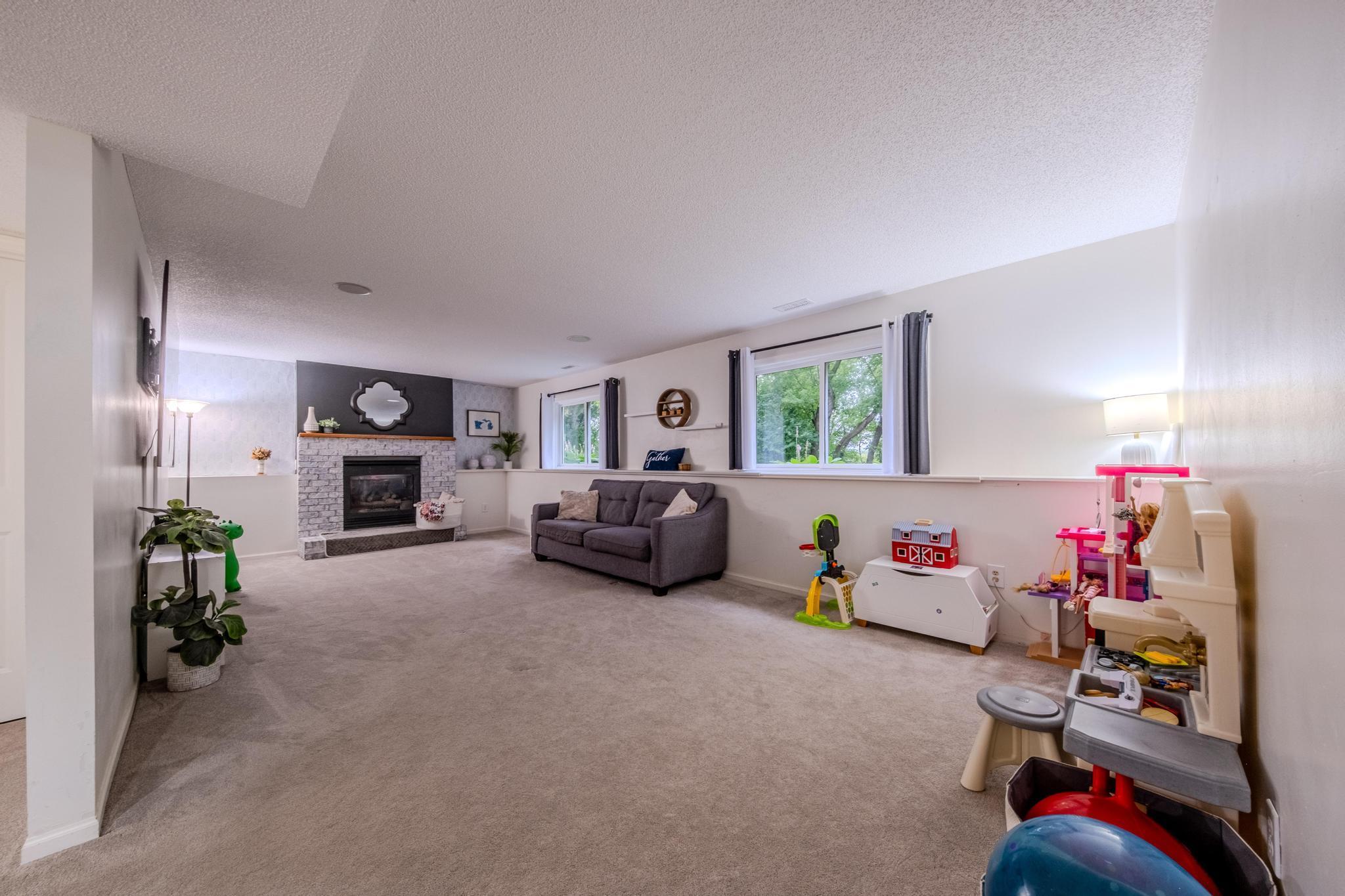 View of Residential at 5962 Ridge Drive, Savage MN 55378, Savage (24 of 37) - Mike Wilen | Minnesota Team Real Estate