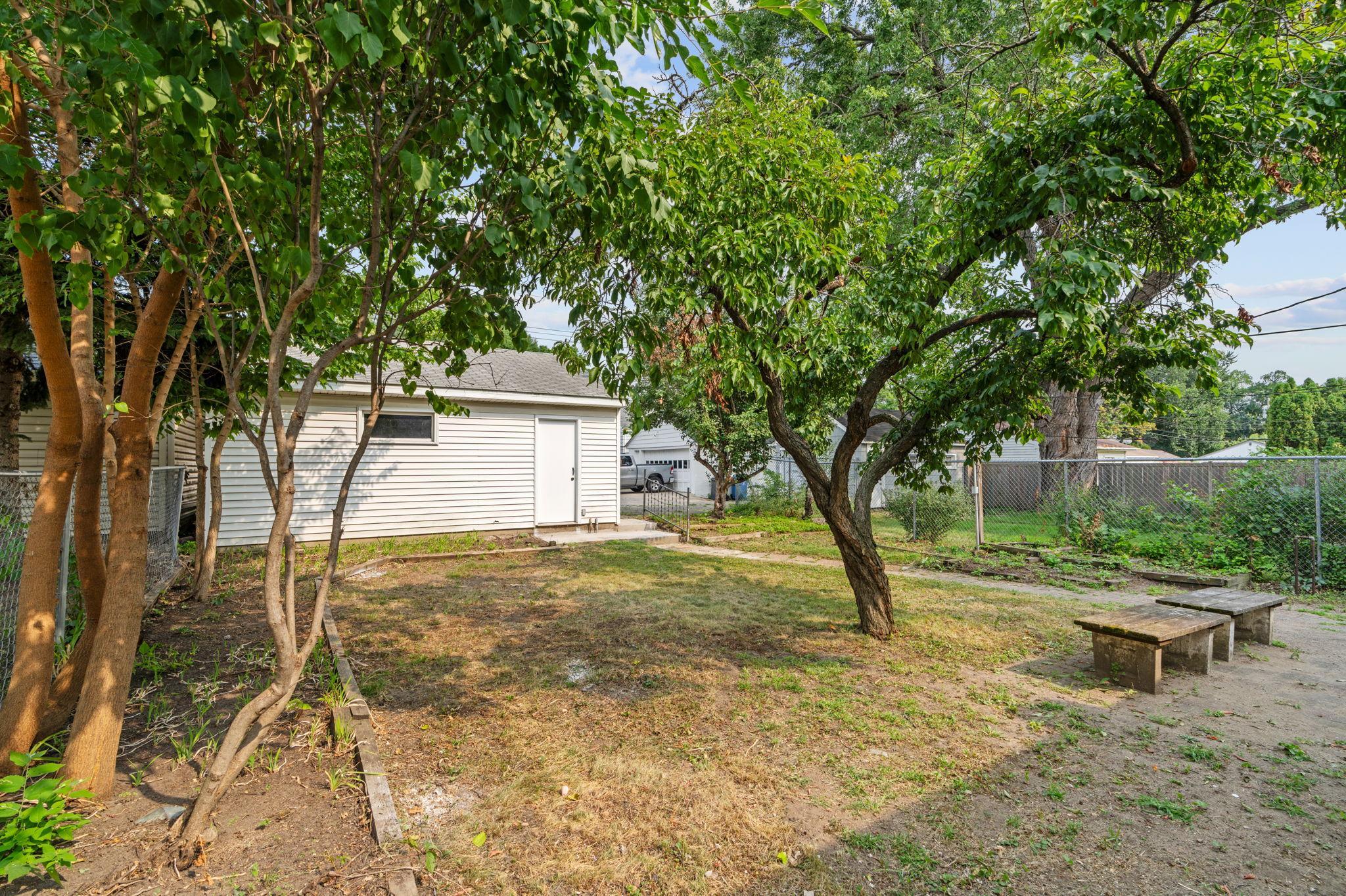 View of Residential at 5449 30th Avenue, Minneapolis MN 55417, Minneapolis (40 of 47) - Mike Wilen | Minnesota Team Real Estate