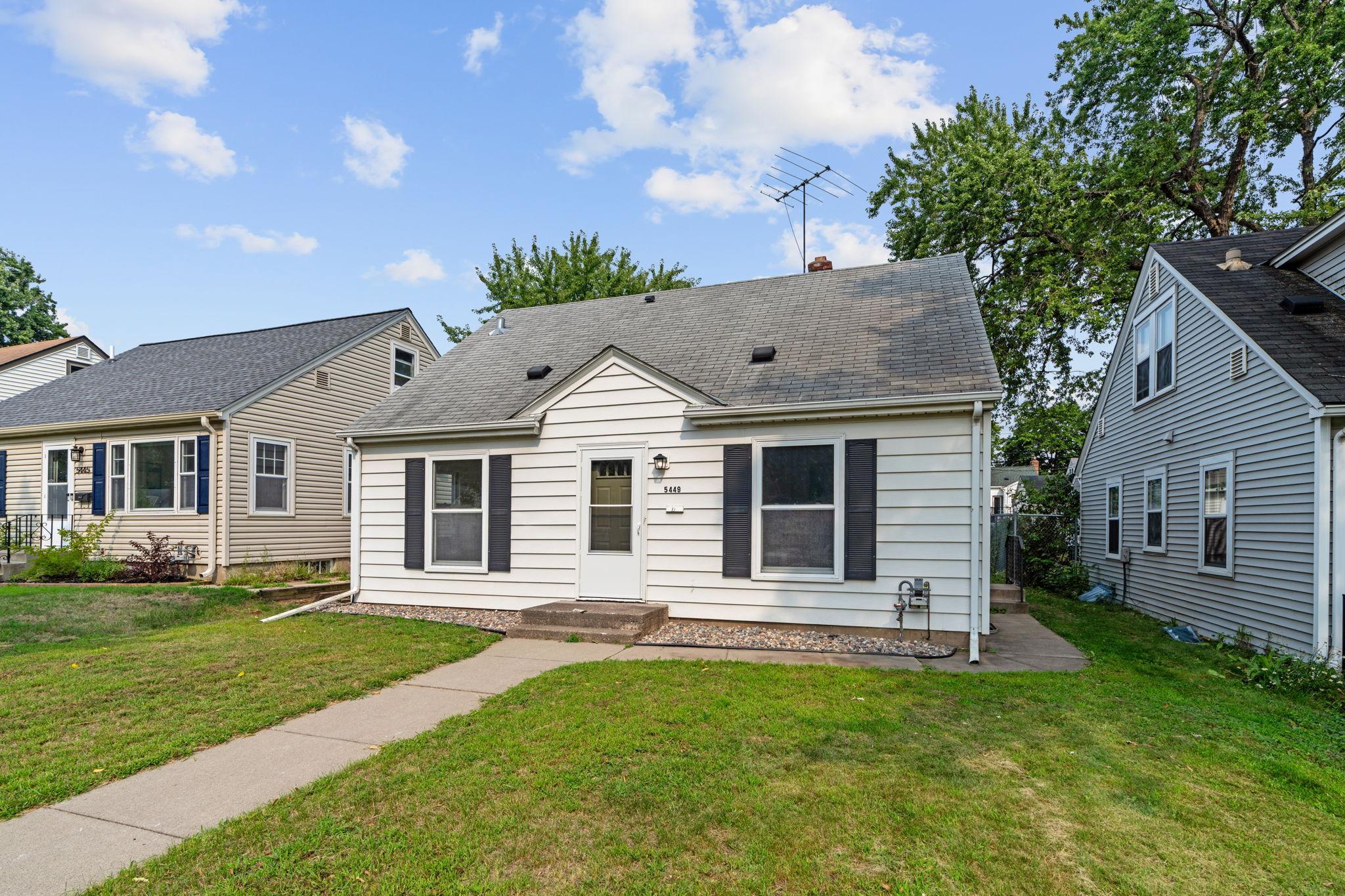 View of Residential at 5449 30th Avenue, Minneapolis MN 55417, Minneapolis (37 of 47) - Mike Wilen | Minnesota Team Real Estate