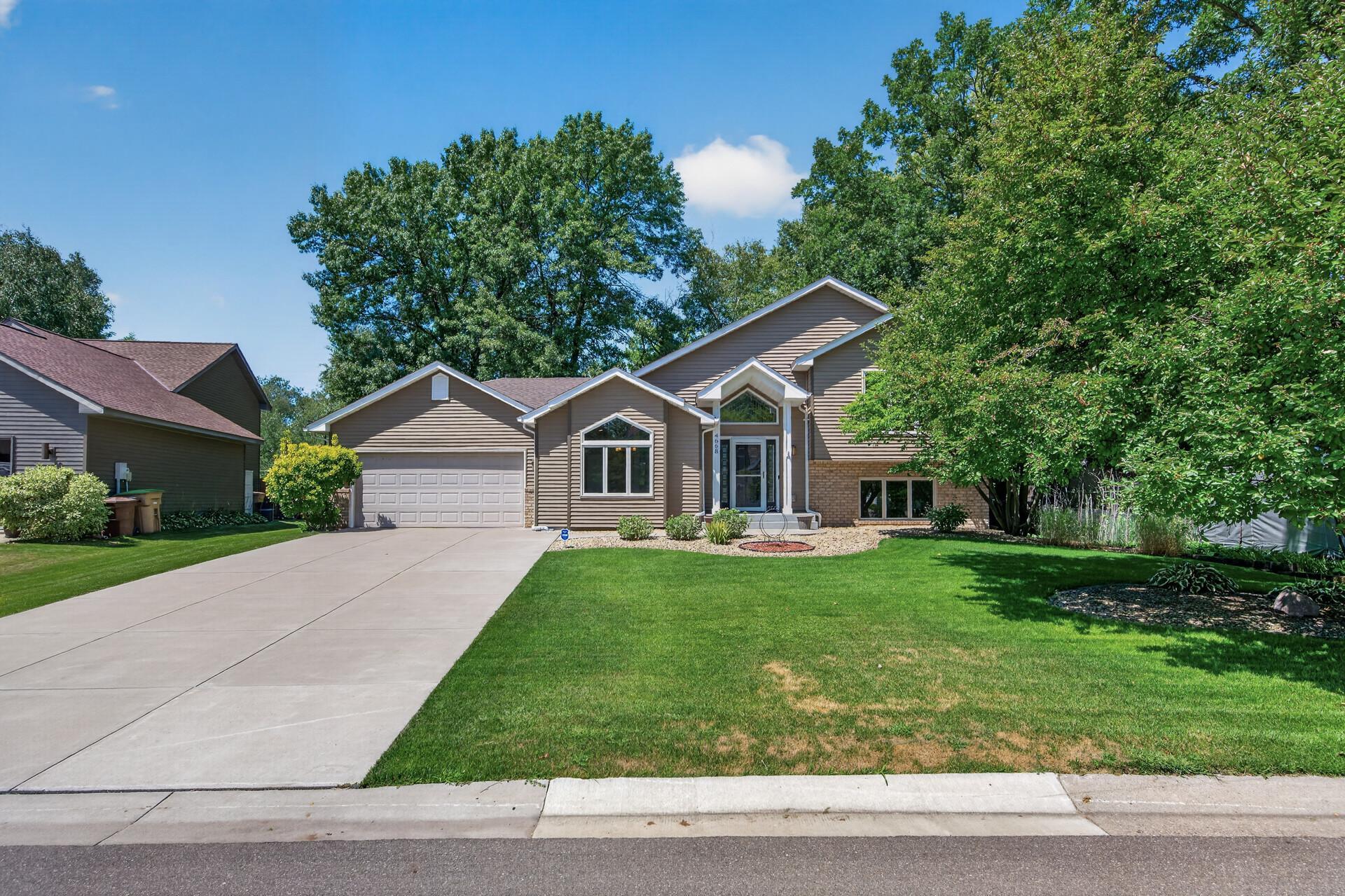 View of Residential at 4668 Hale Avenue, Oakdale MN 55128, Oakdale - Mike Wilen | Minnesota Team Real Estate