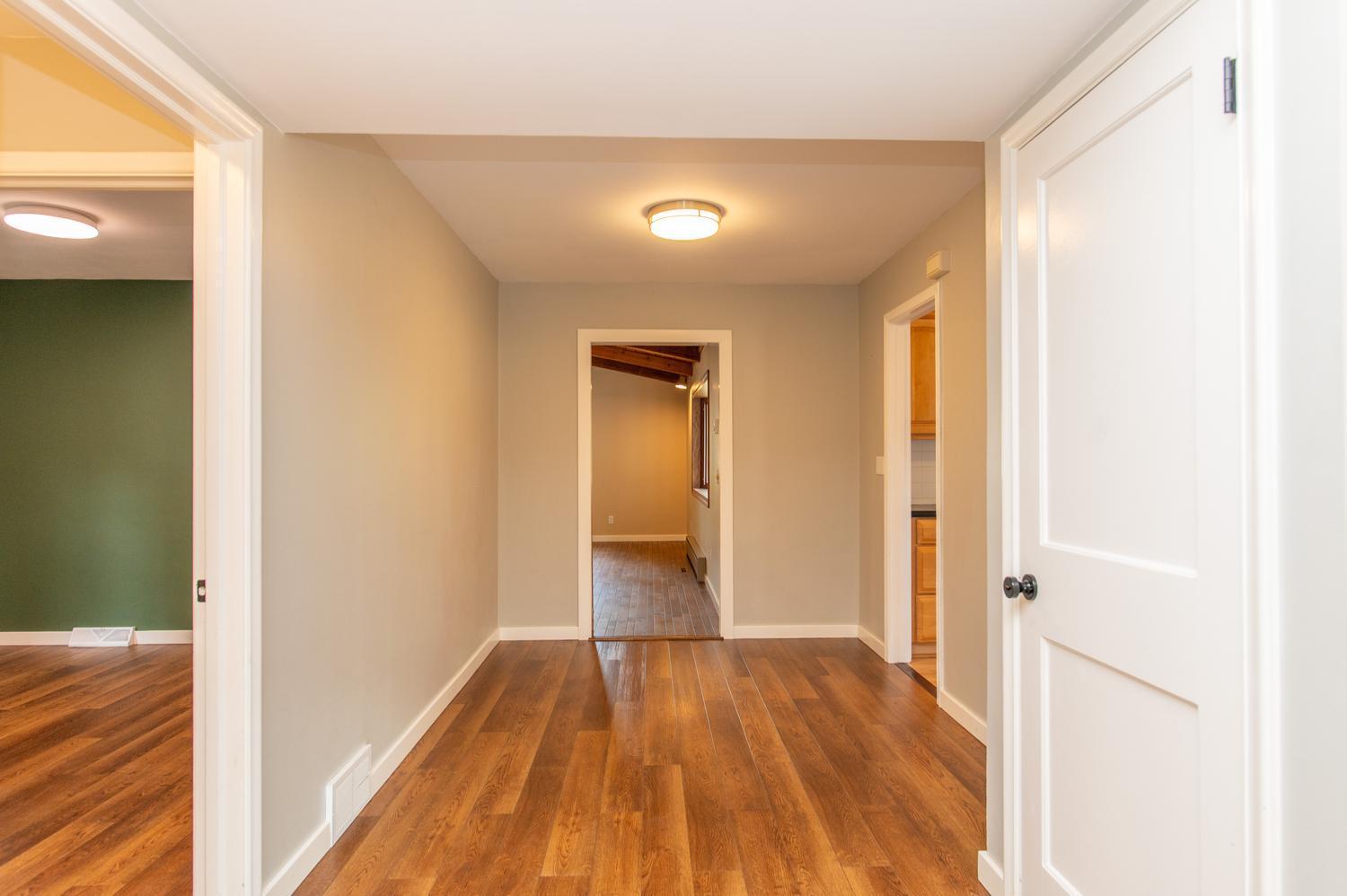 View of Residential at 2821 Edgewood Avenue, Saint Louis Park MN 55426, Saint Louis Park (8 of 32) - Mike Wilen | Minnesota Team Real Estate