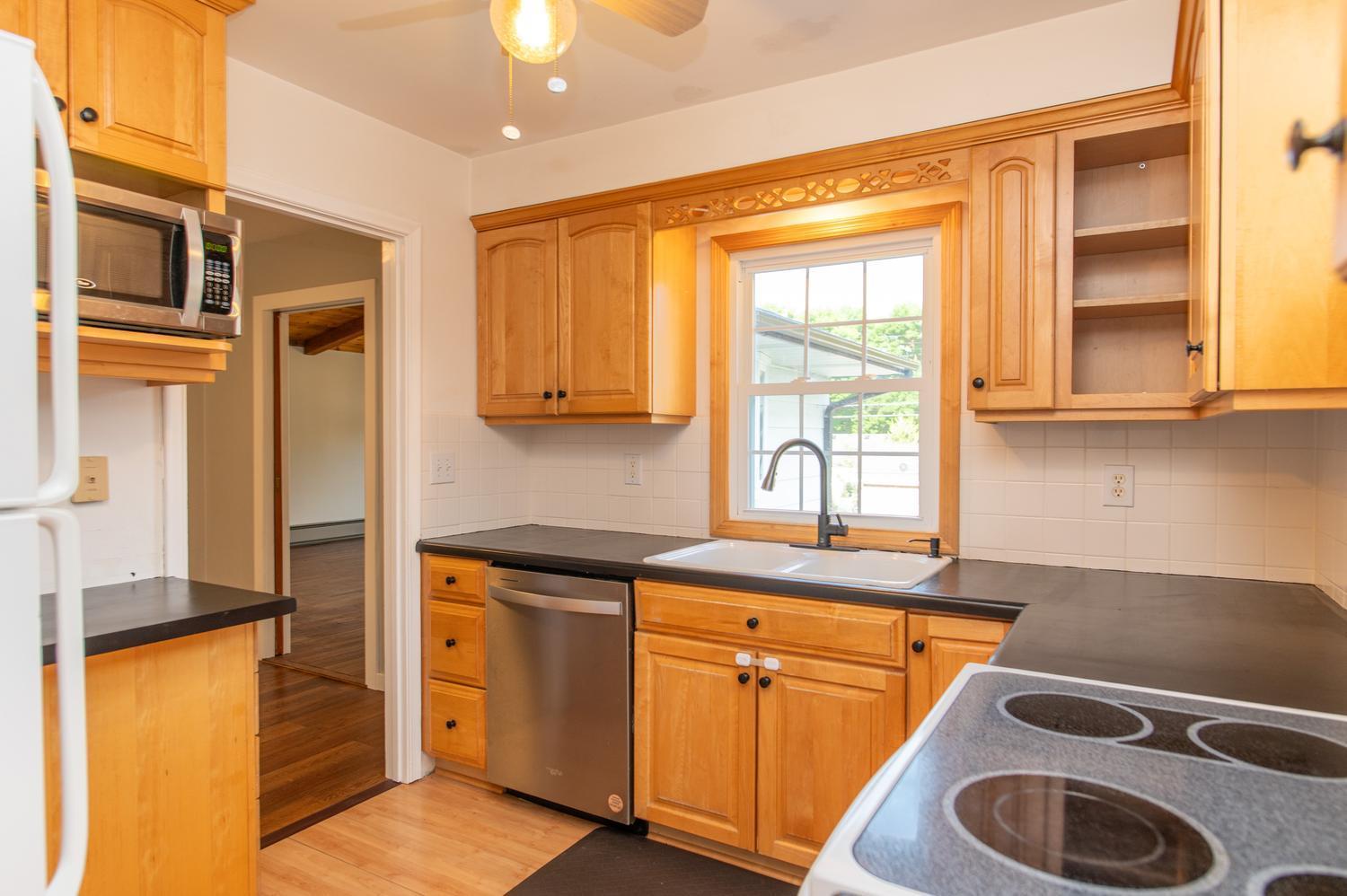 View of Residential at 2821 Edgewood Avenue, Saint Louis Park MN 55426, Saint Louis Park (14 of 32) - Mike Wilen | Minnesota Team Real Estate