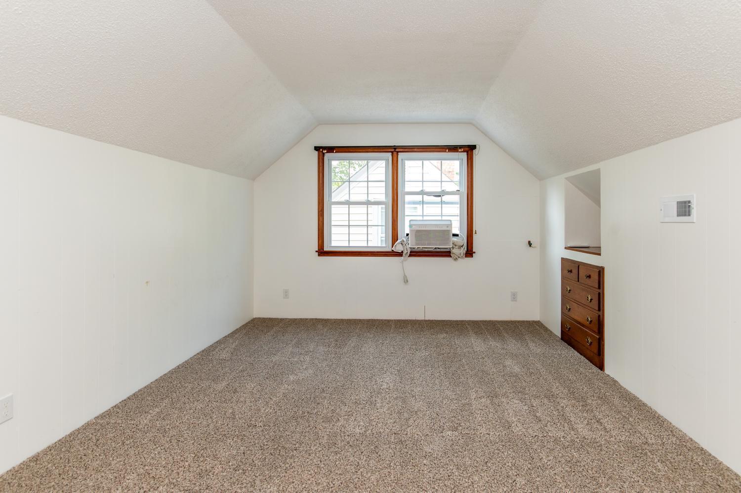 View of Residential at 2821 Edgewood Avenue, Saint Louis Park MN 55426, Saint Louis Park (18 of 32) - Mike Wilen | Minnesota Team Real Estate