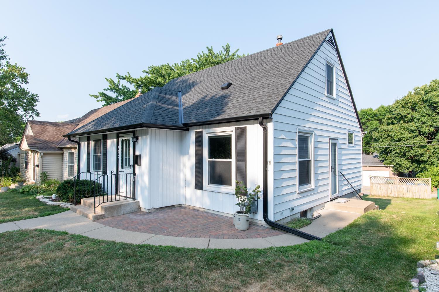 View of Residential at 2821 Edgewood Avenue, Saint Louis Park MN 55426, Saint Louis Park (3 of 32) - Mike Wilen | Minnesota Team Real Estate