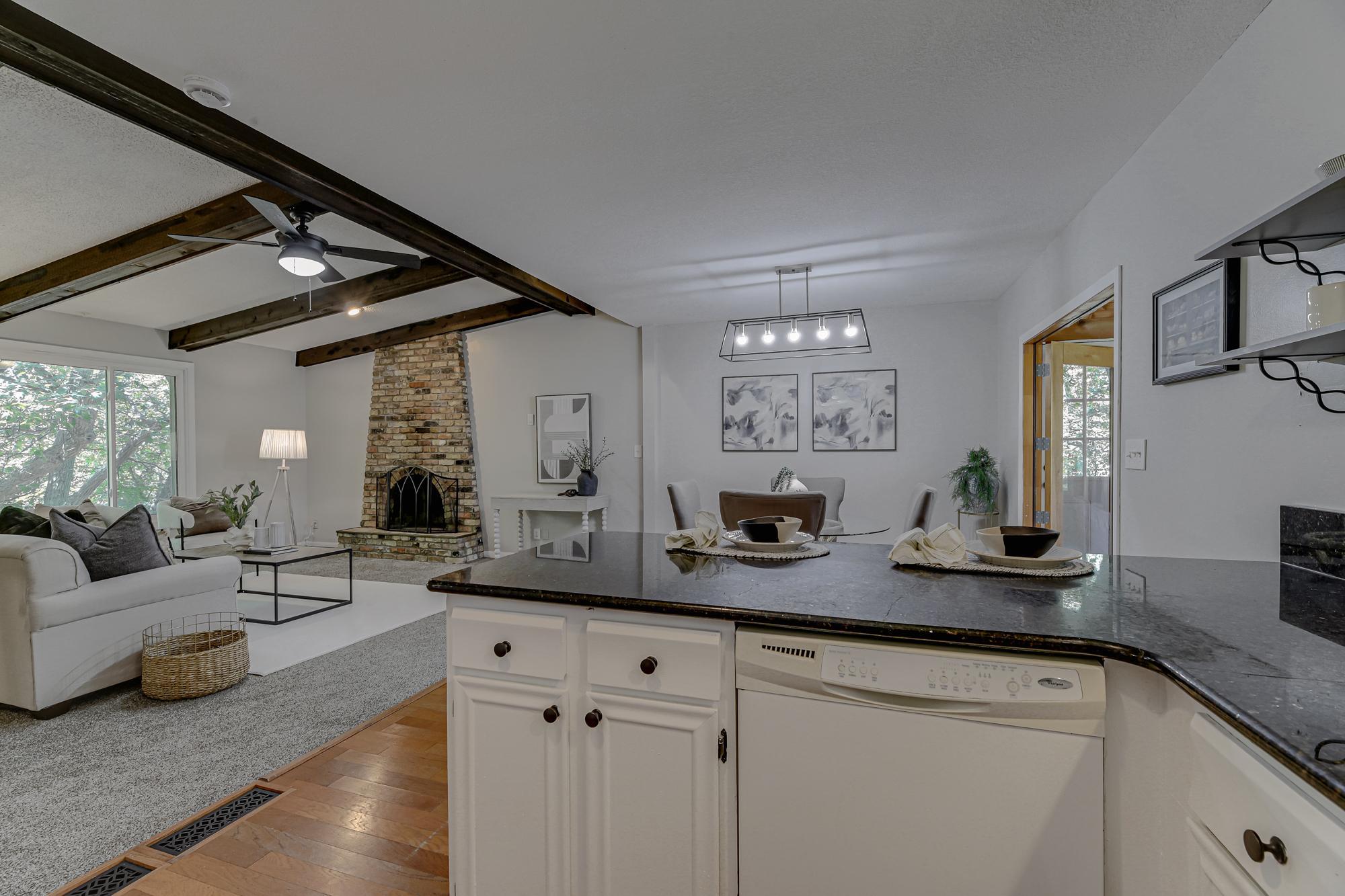 View of Residential at 16010 Oak Shore Drive, Lakeville MN 55044, Lakeville (11 of 49) - Mike Wilen | Minnesota Team Real Estate