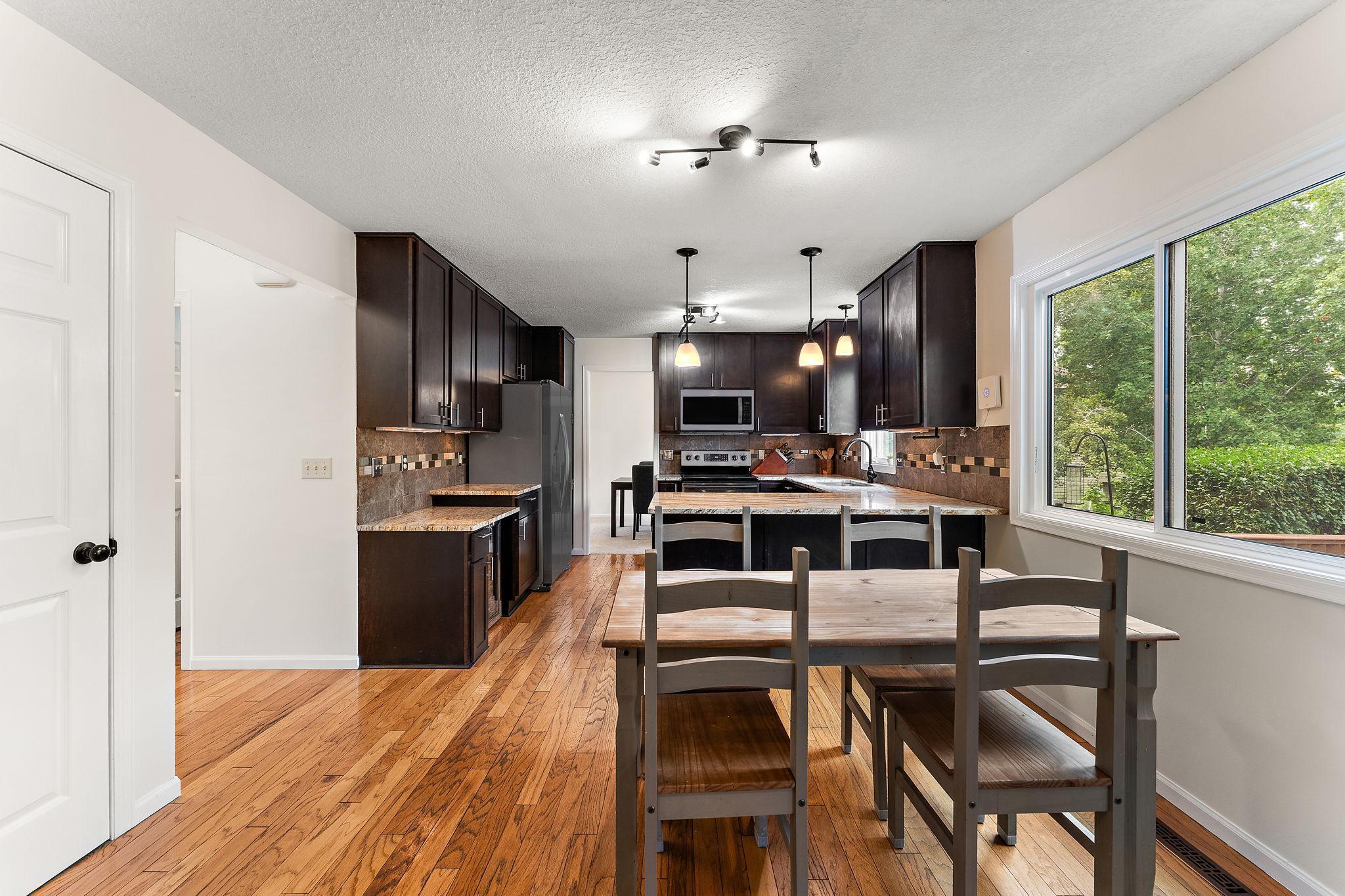 View of Residential at 15659 Highview Lane, Apple Valley MN 55124, Apple Valley (11 of 46) - Mike Wilen | Minnesota Team Real Estate